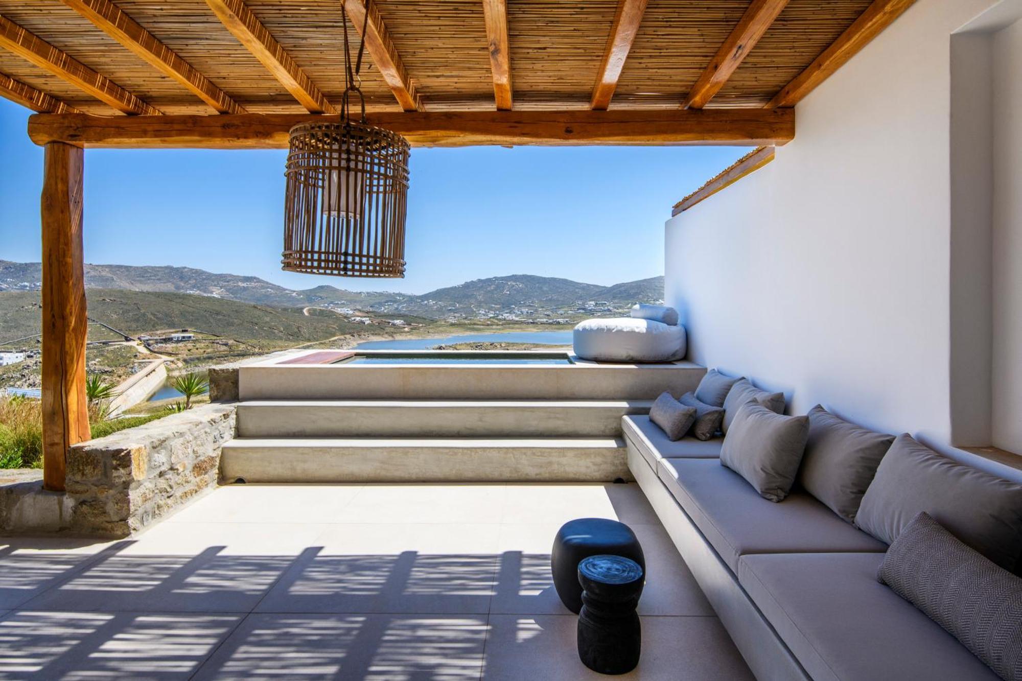 Nasta & Intentional Living Mykonos