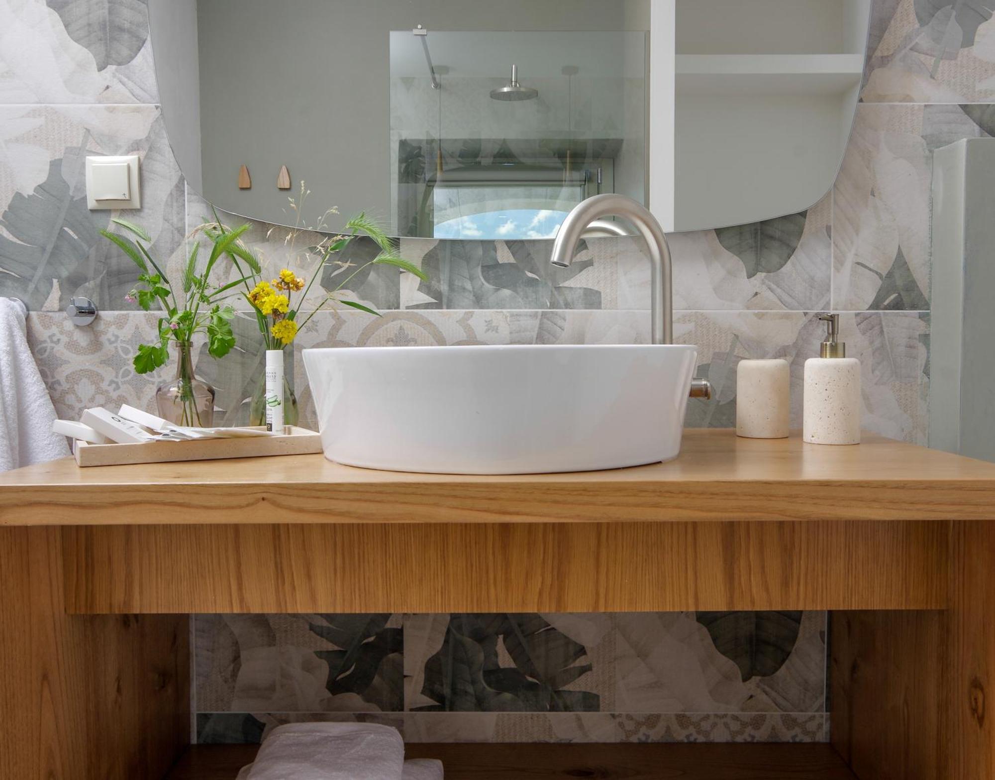 Floris Manor *