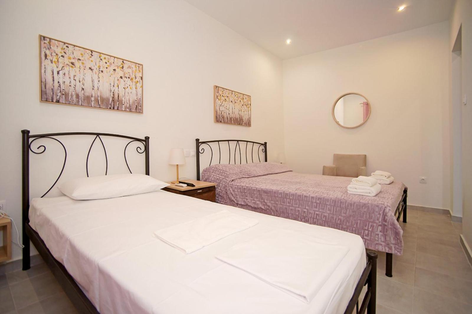 Karnagio Aparthotel Kyparissia