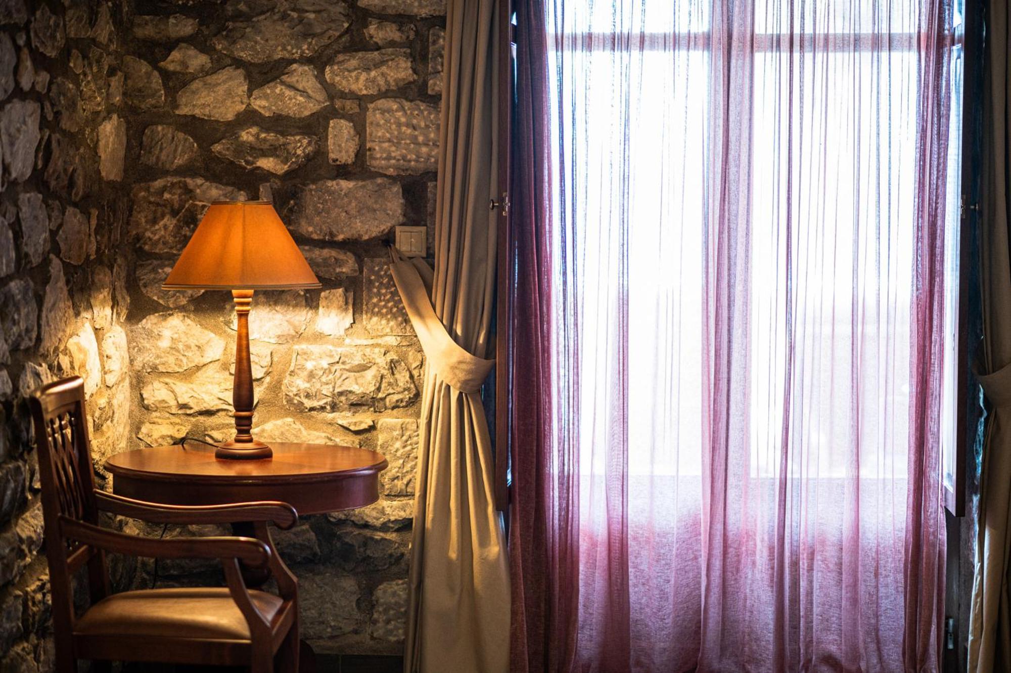 Itilo Traditional Hotel Neo Oitilo