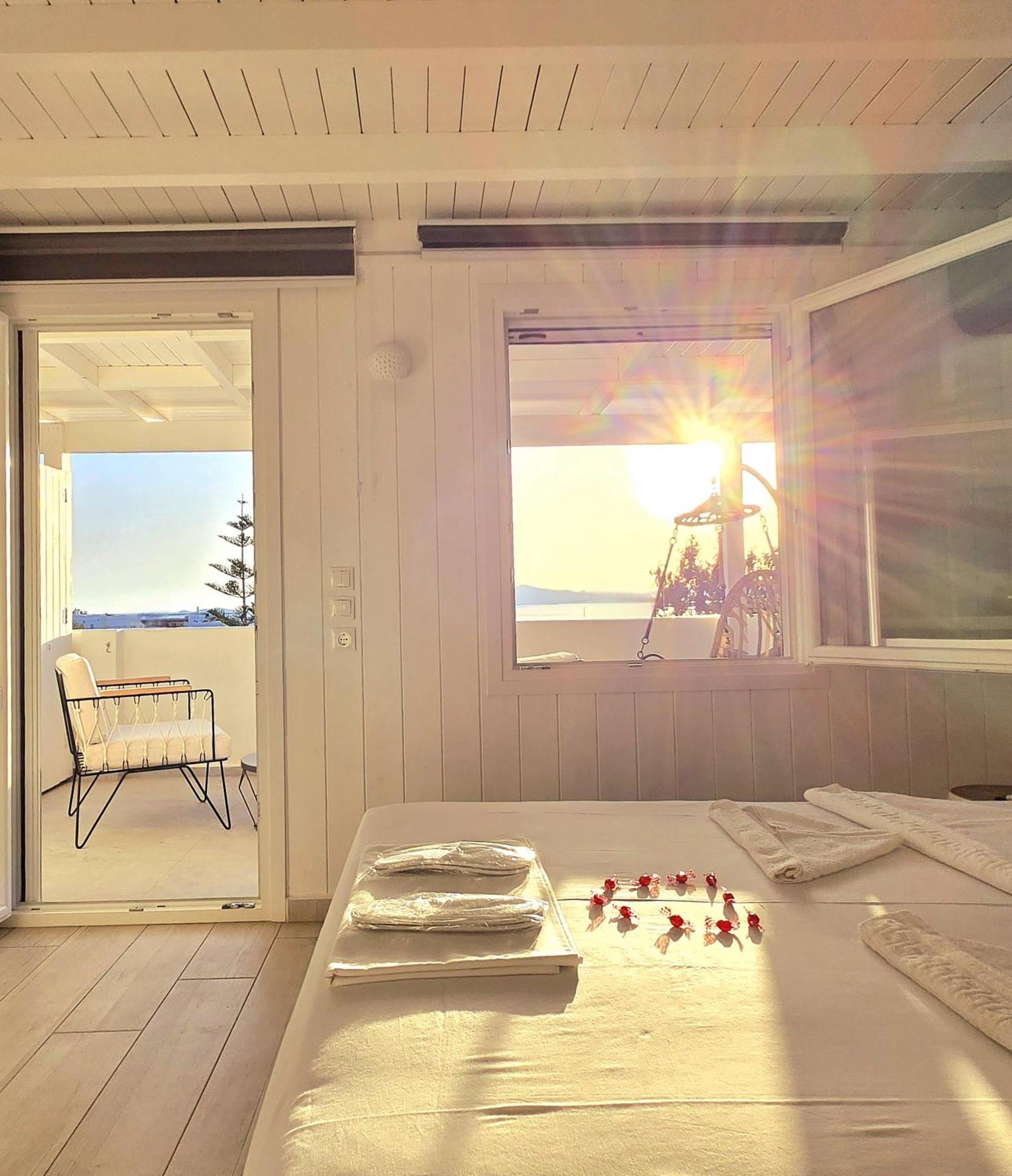 Aphrodite Boutique 3*