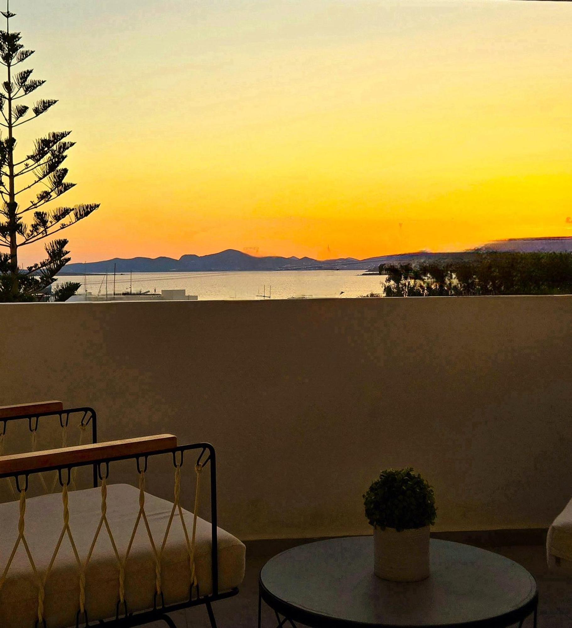 Aphrodite Boutique 3*