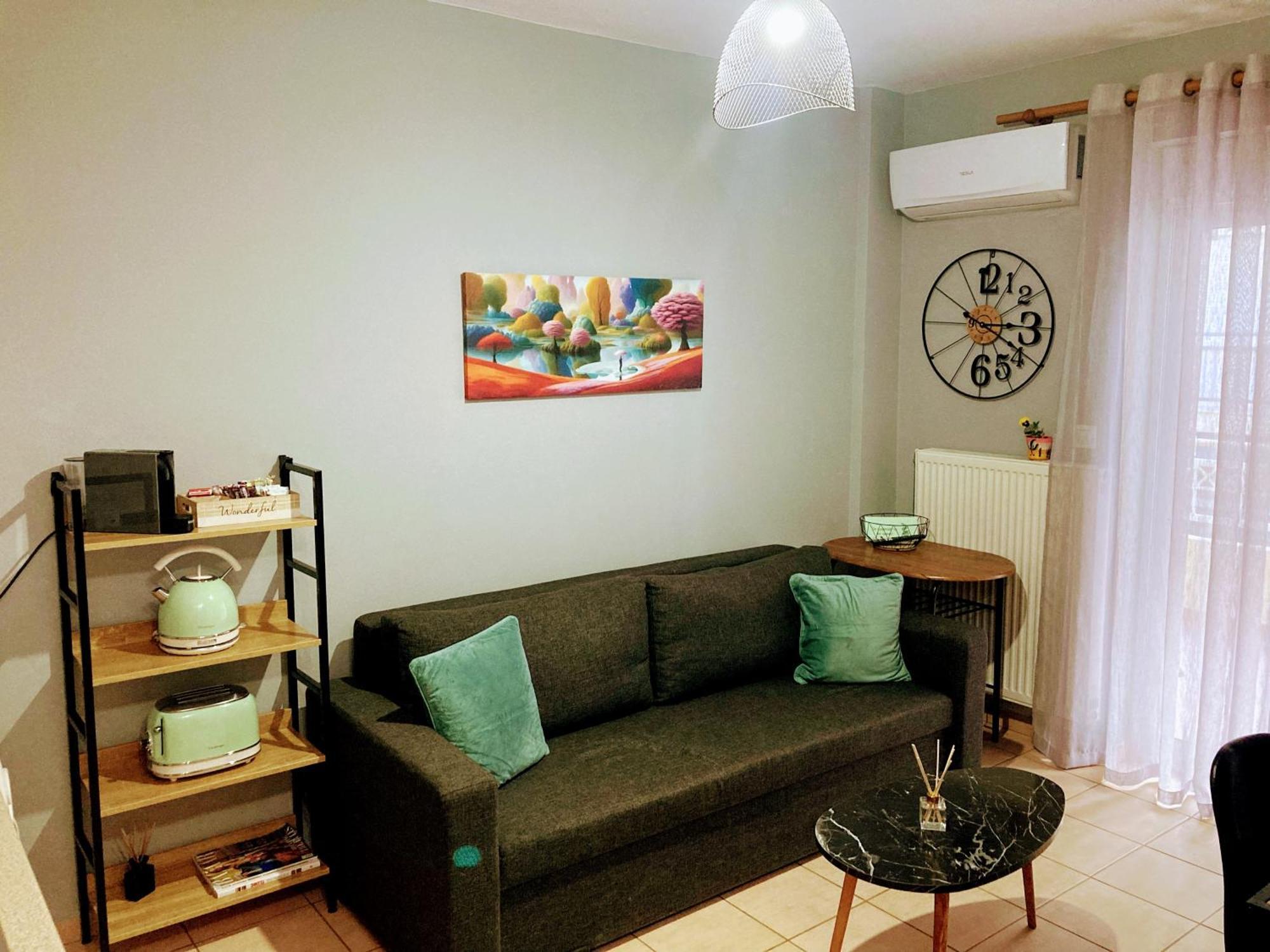 M.o.m.'s Apartment