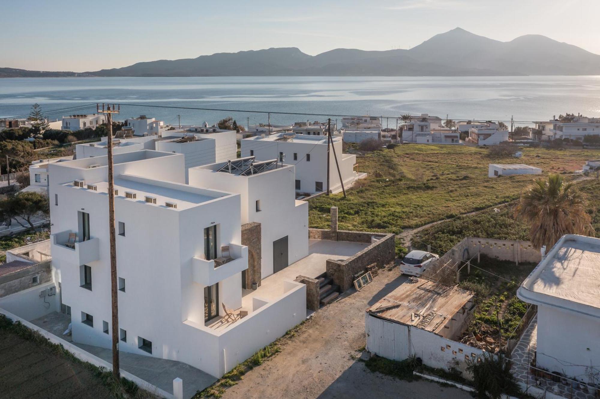 Hotel Afroessa Milos *