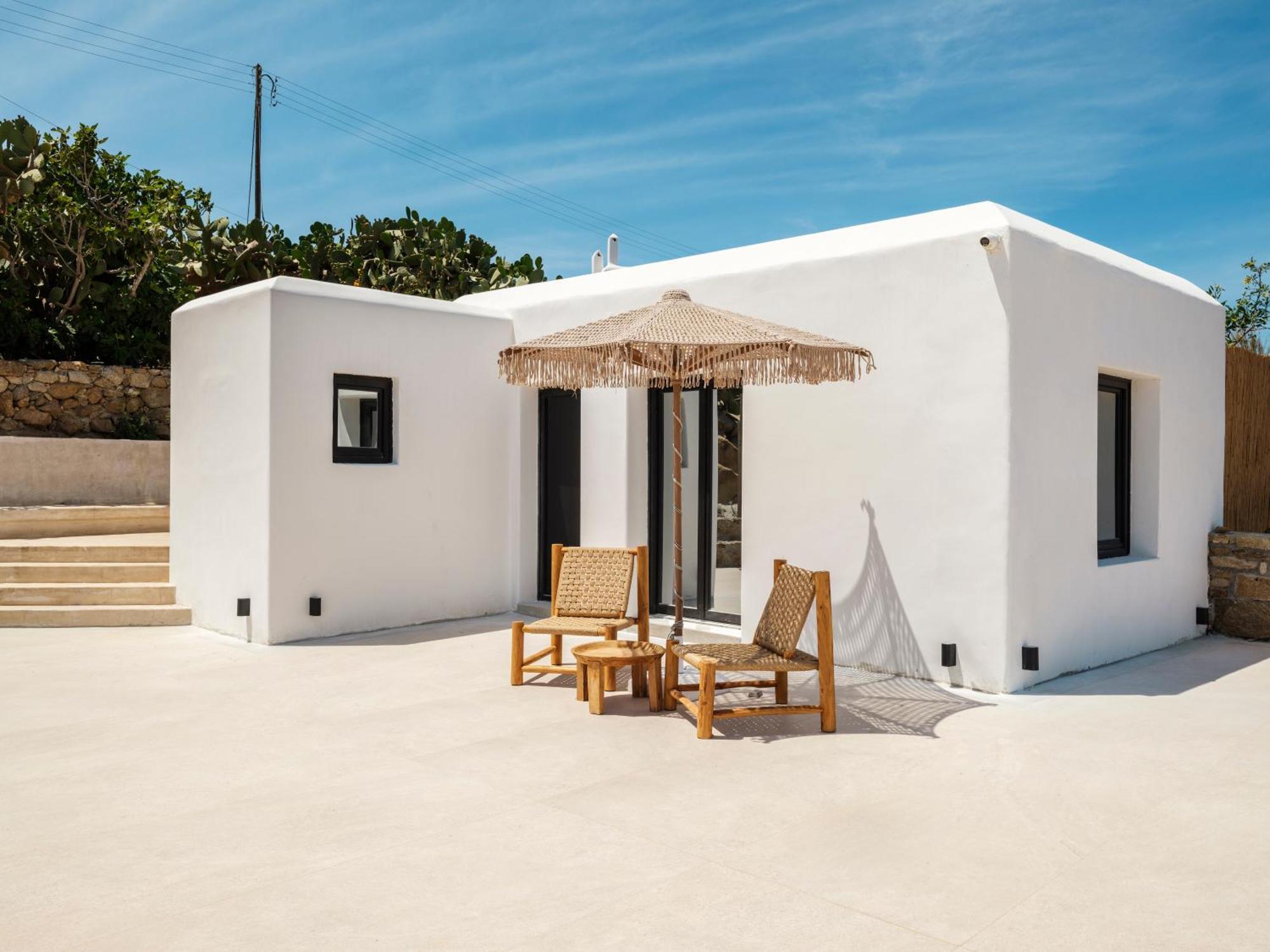 Vayu Mit Meer- Und Hafenblick Resort