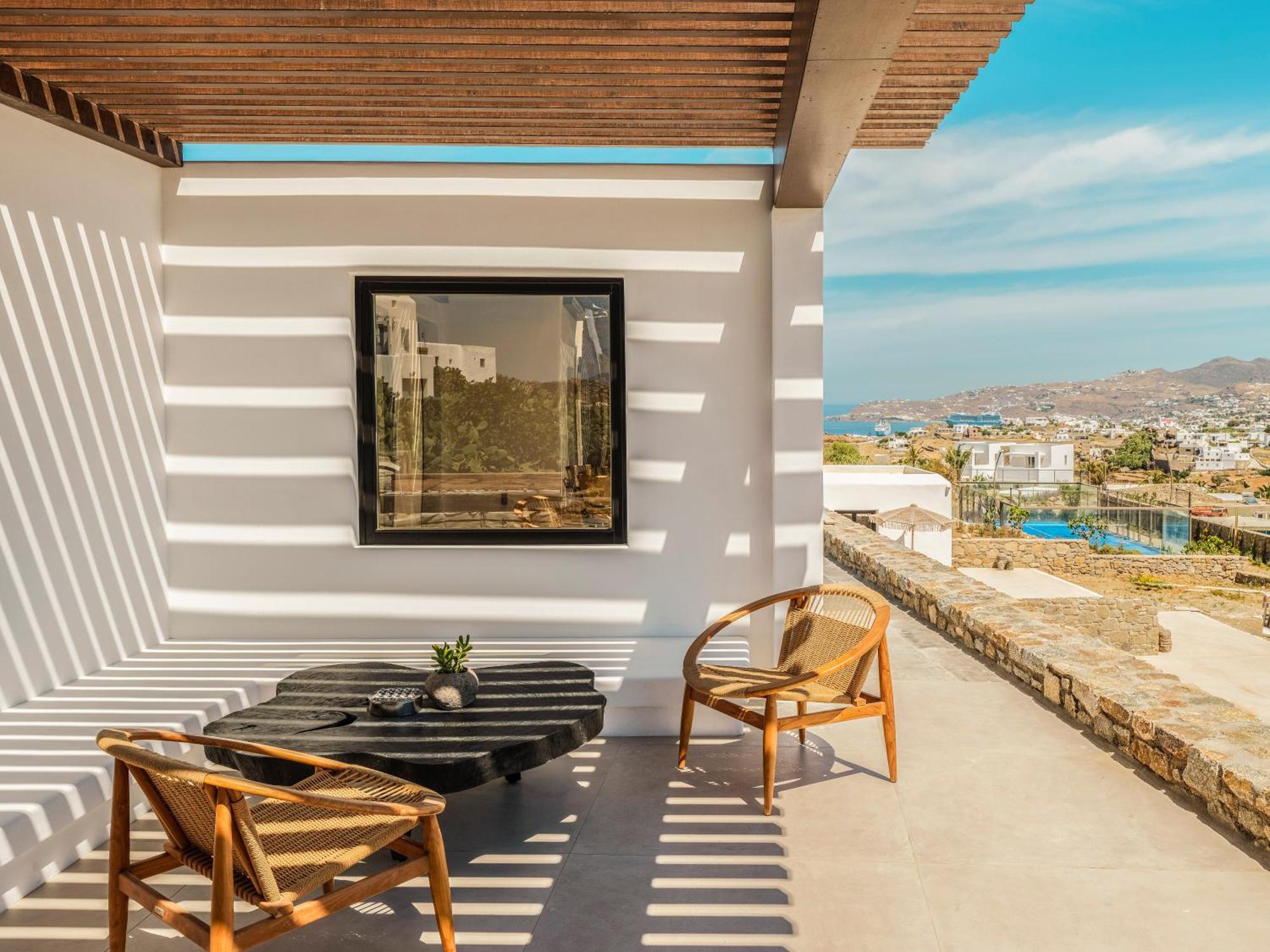 Resort Vayu Mit Meer- Und Hafenblick