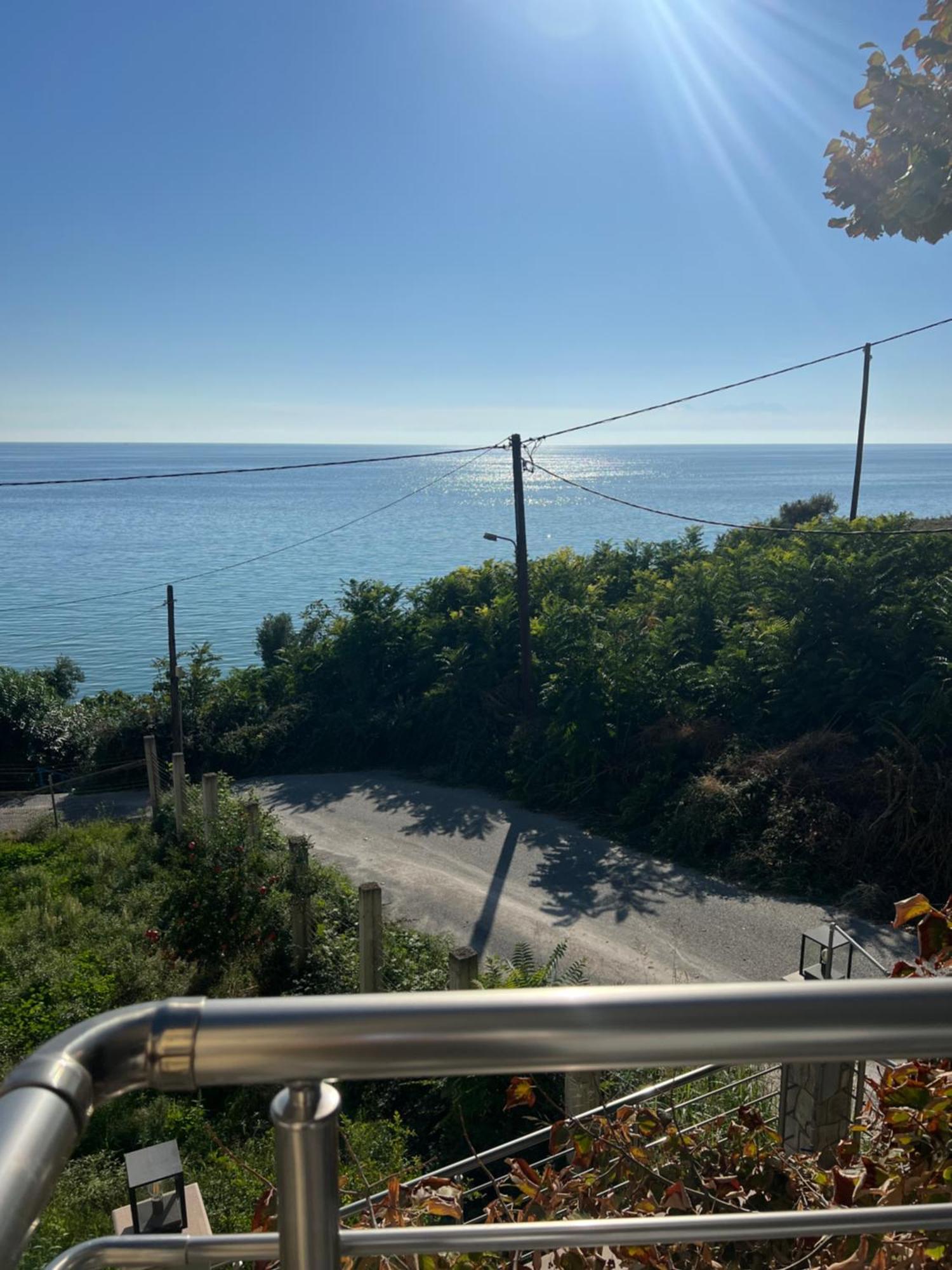 Apartment Seafront Lux *