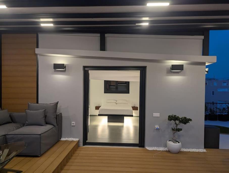 Loft With Panoramic View Near The Center Of