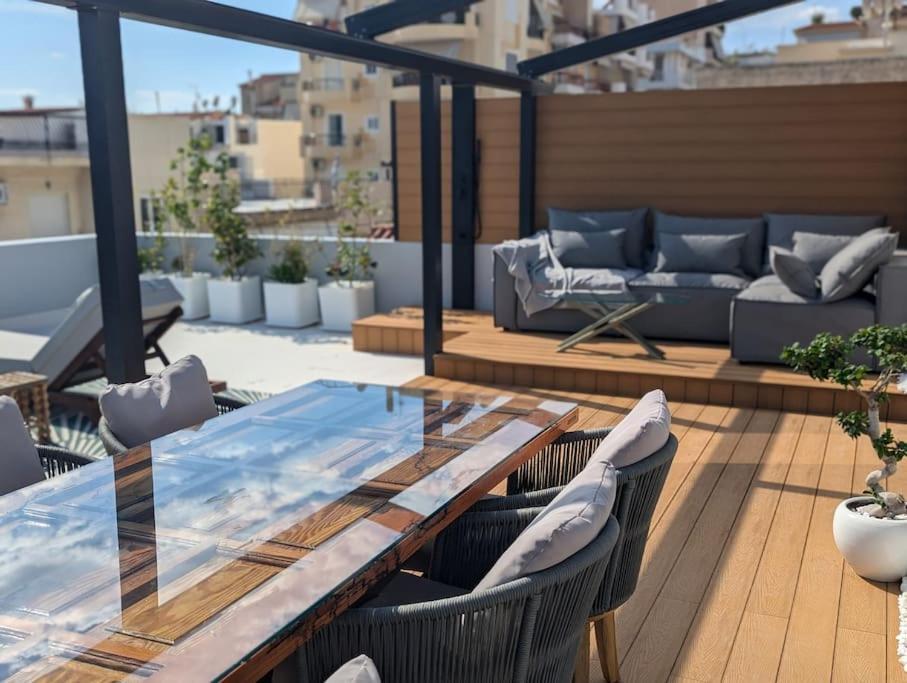 Loft With Panoramic View Near The Center Of *