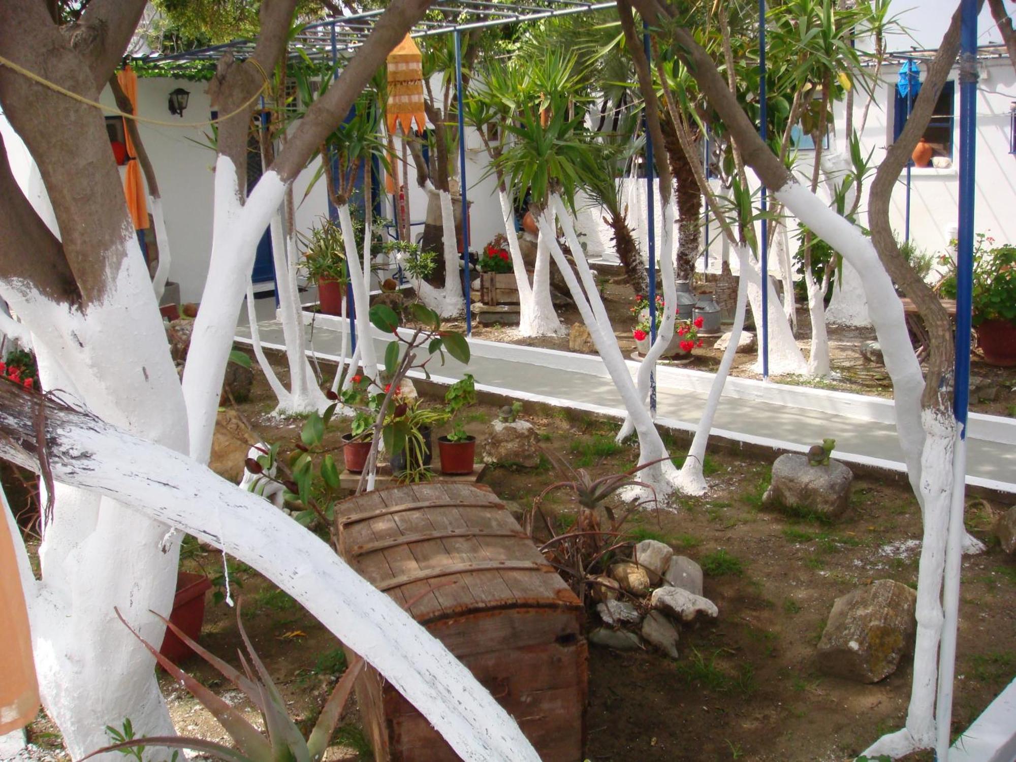 Aparthotel Boussetil Capanmat 2*
