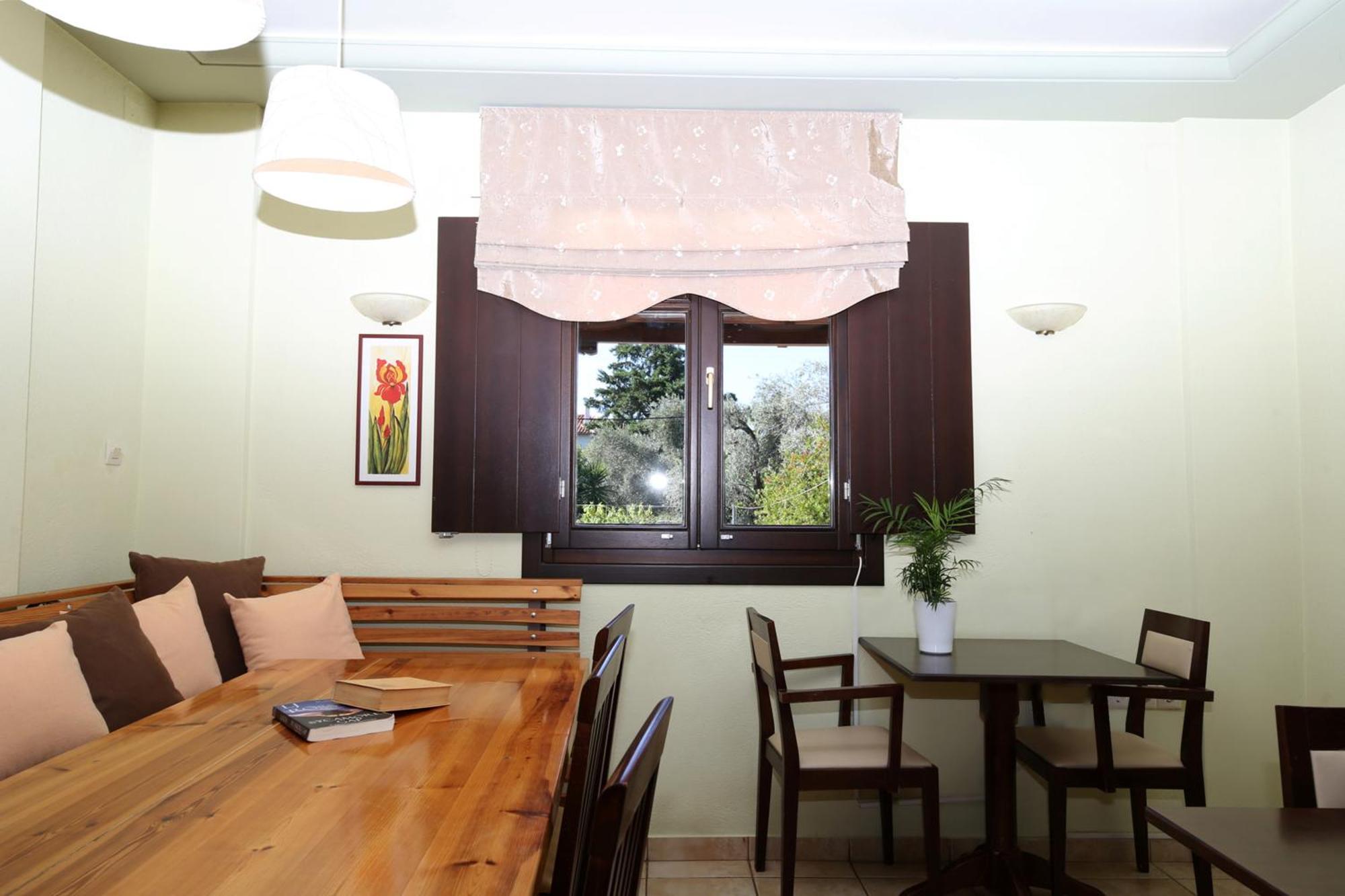 Palirria & Aparthotel Kala Nera