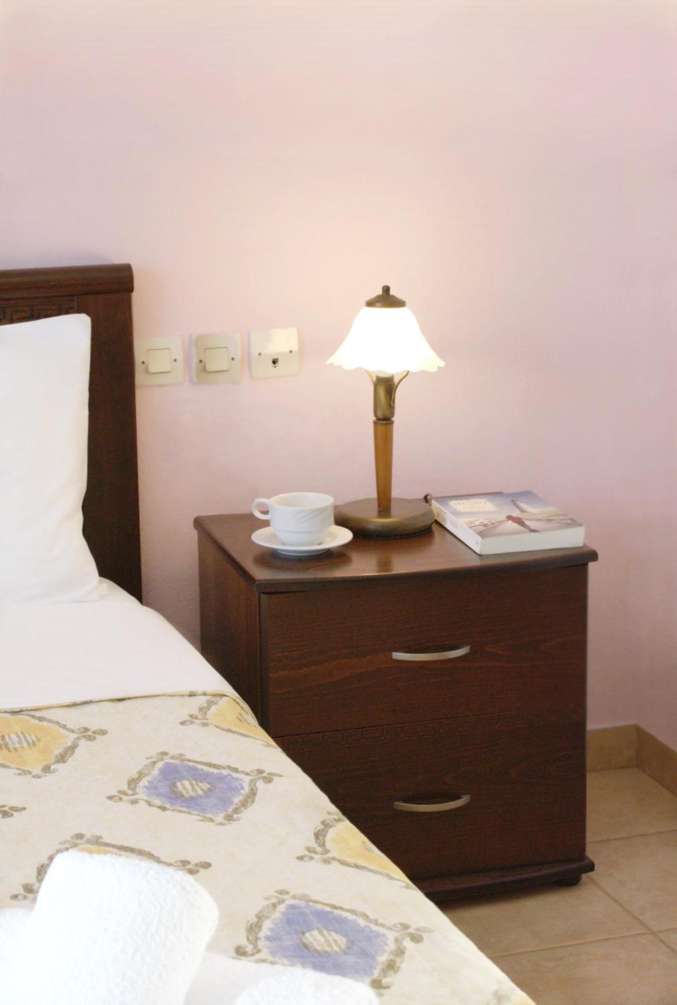 Palirria & Aparthotel Kala Nera
