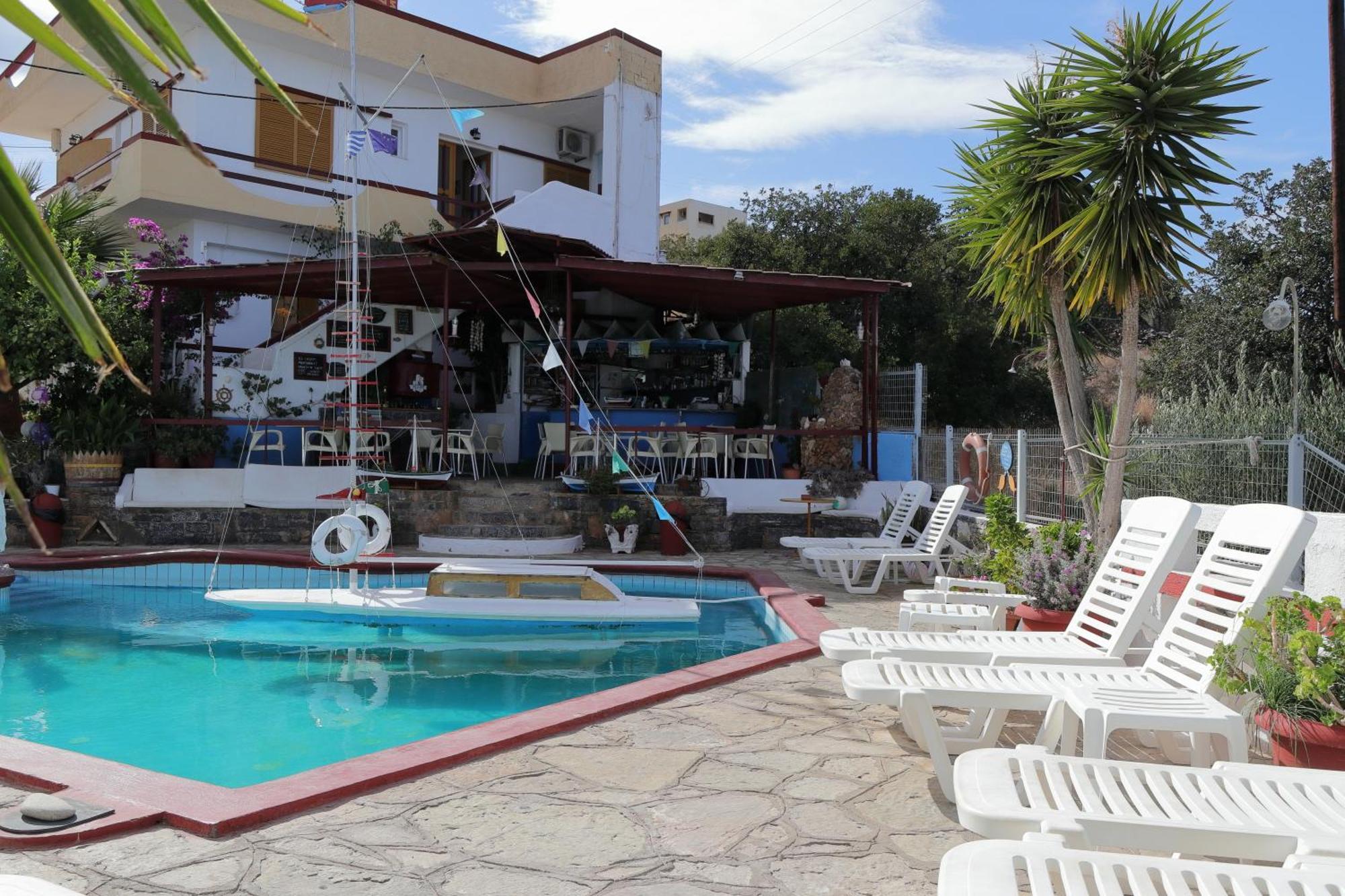 Apartment Milos *