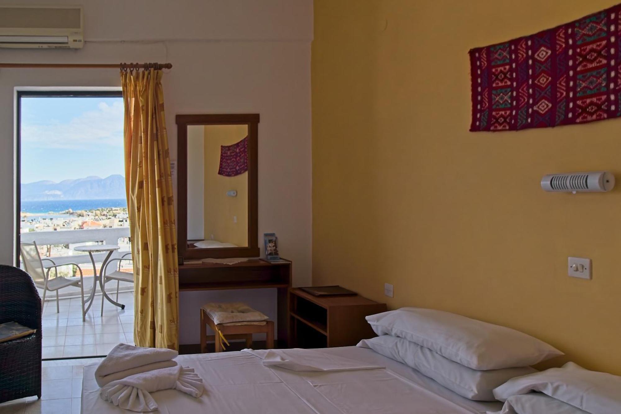 Milos Apartment