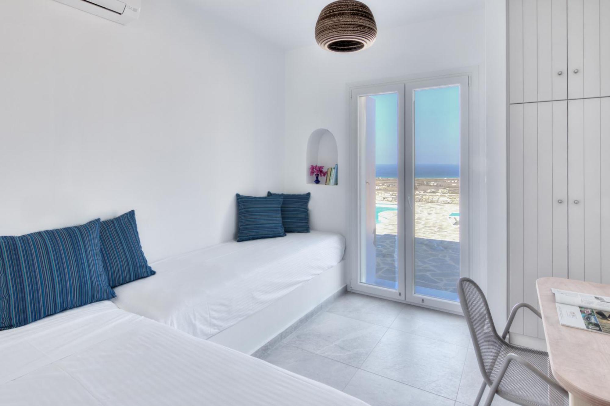 Livana Naxos