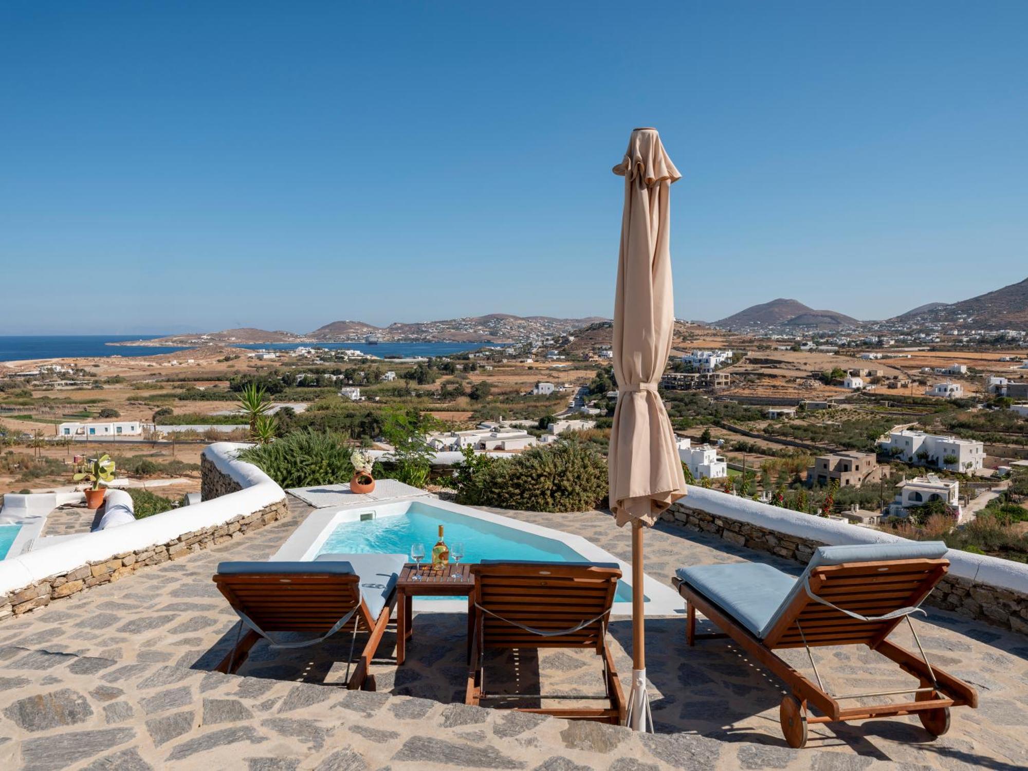 Peters Place - Paros Parasporos