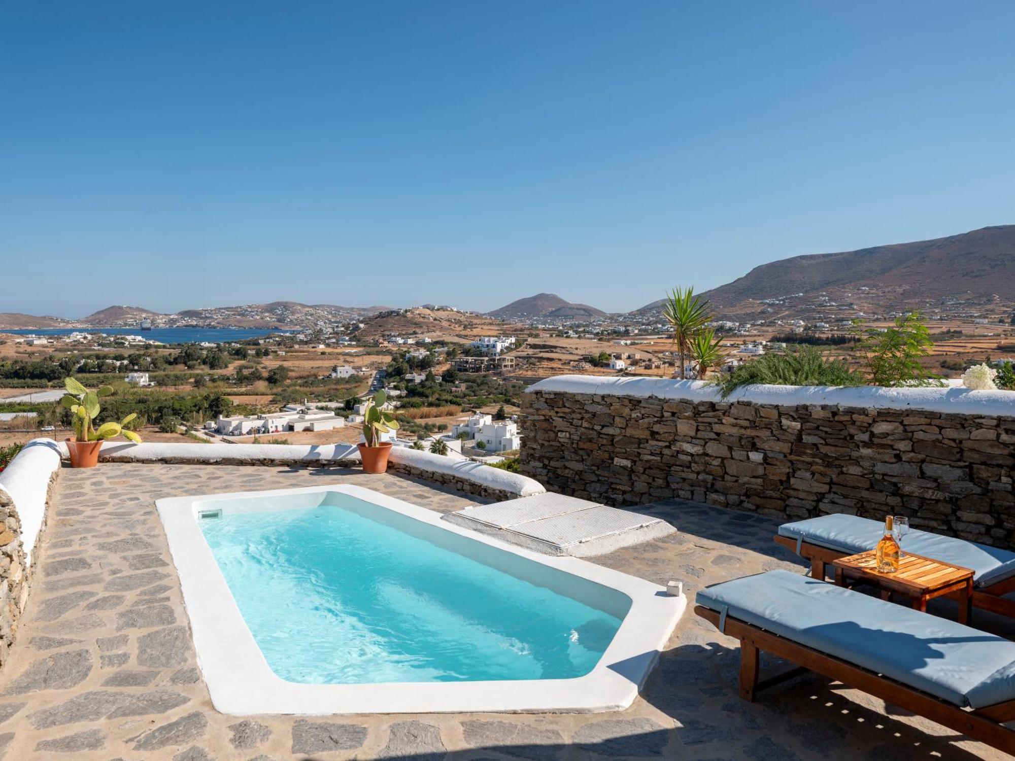 Peters Place - Paros * Parasporos