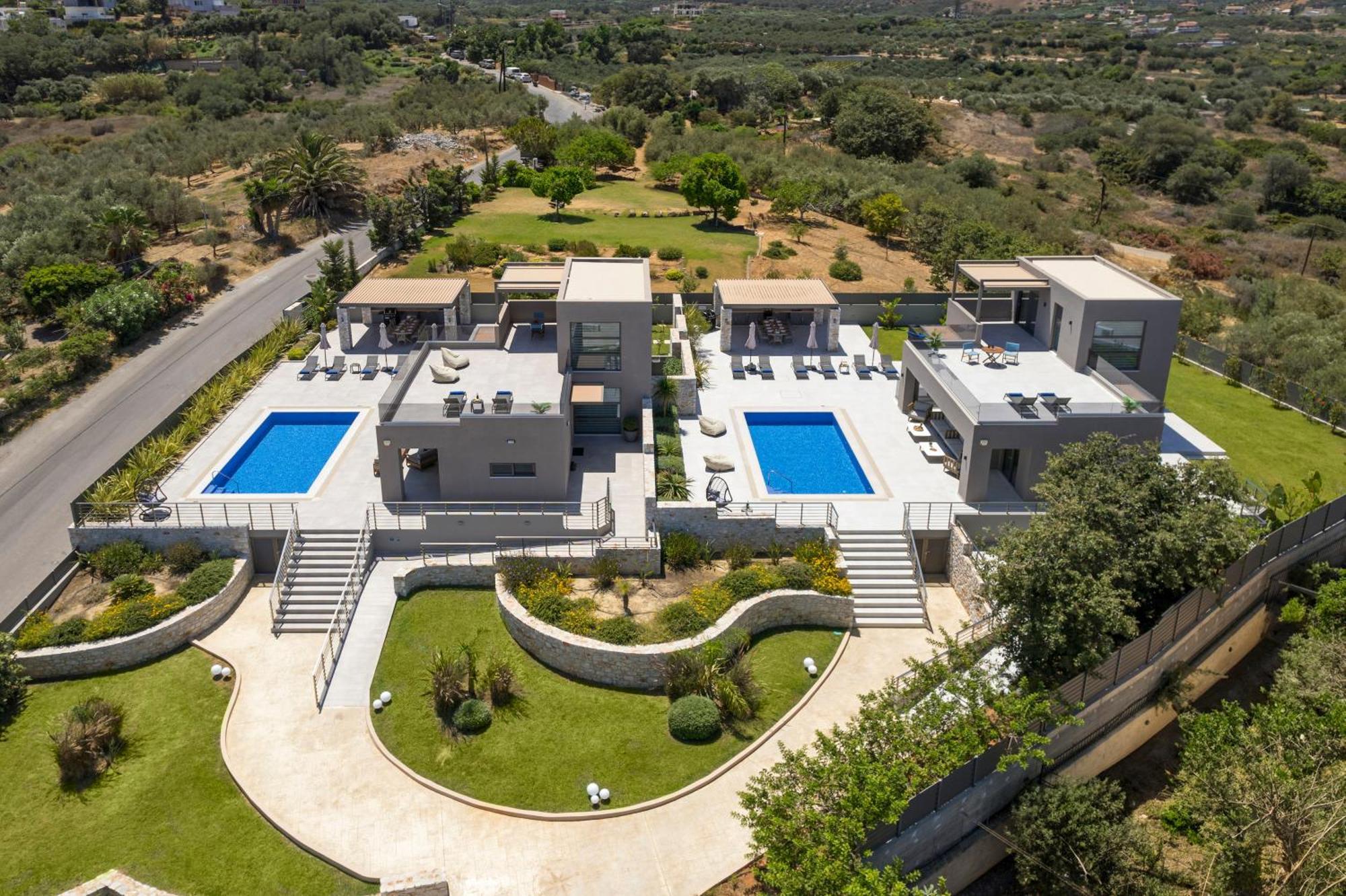Imperium Luxury Villas-sauna, Jacuzzi, Heated Pool & Gym-chania *
