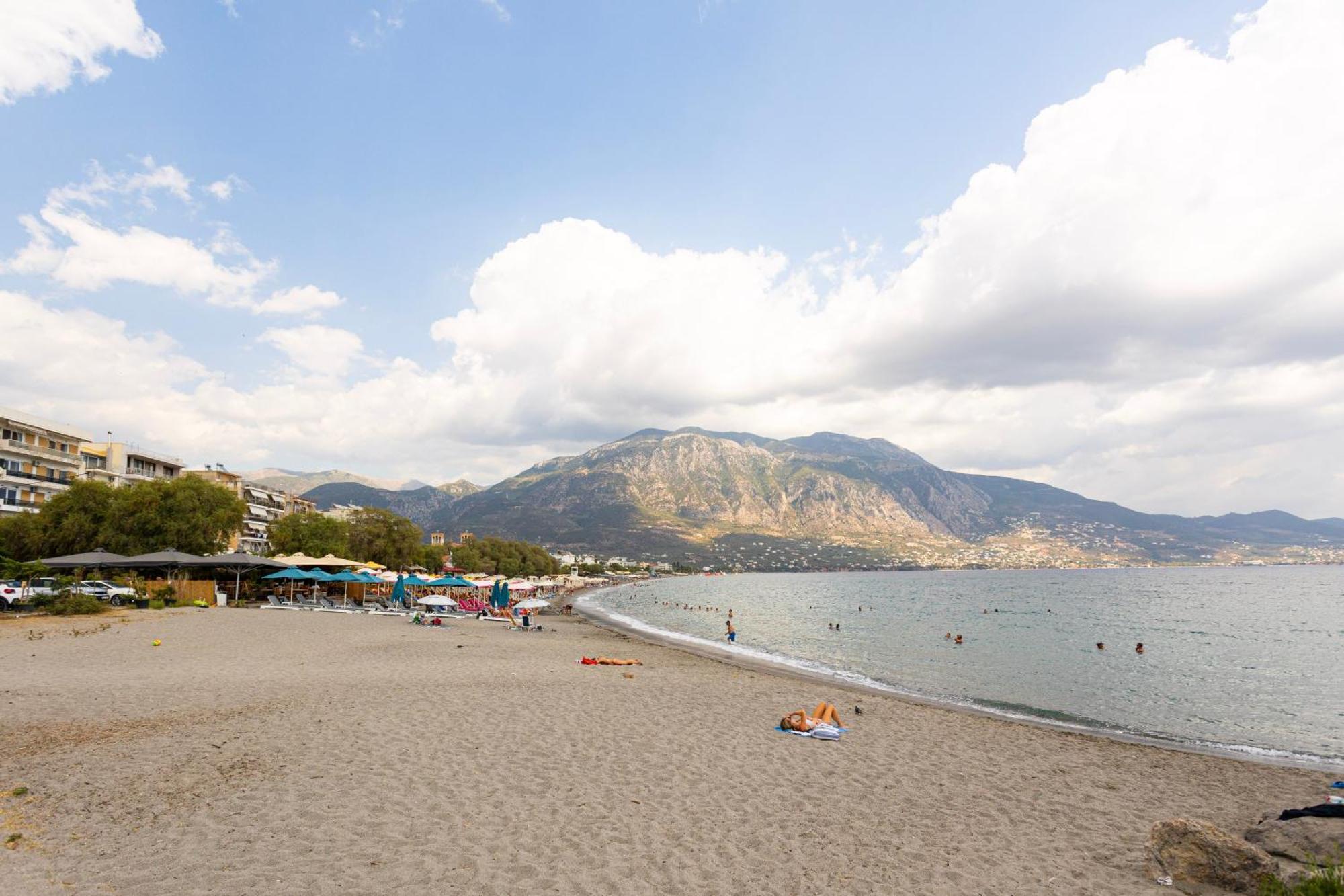 Grande Luxury - 3 Kalamata