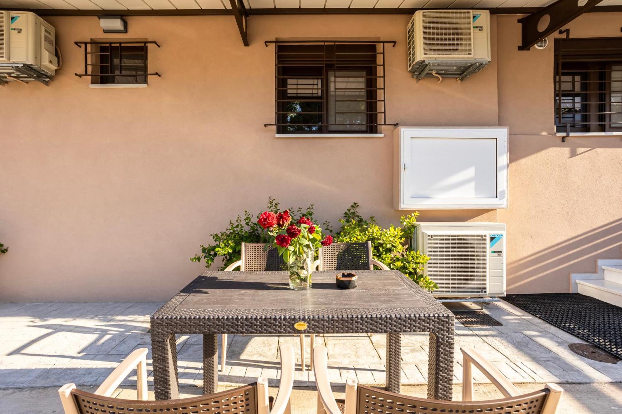 Grande Luxury - 3 * Kalamata
