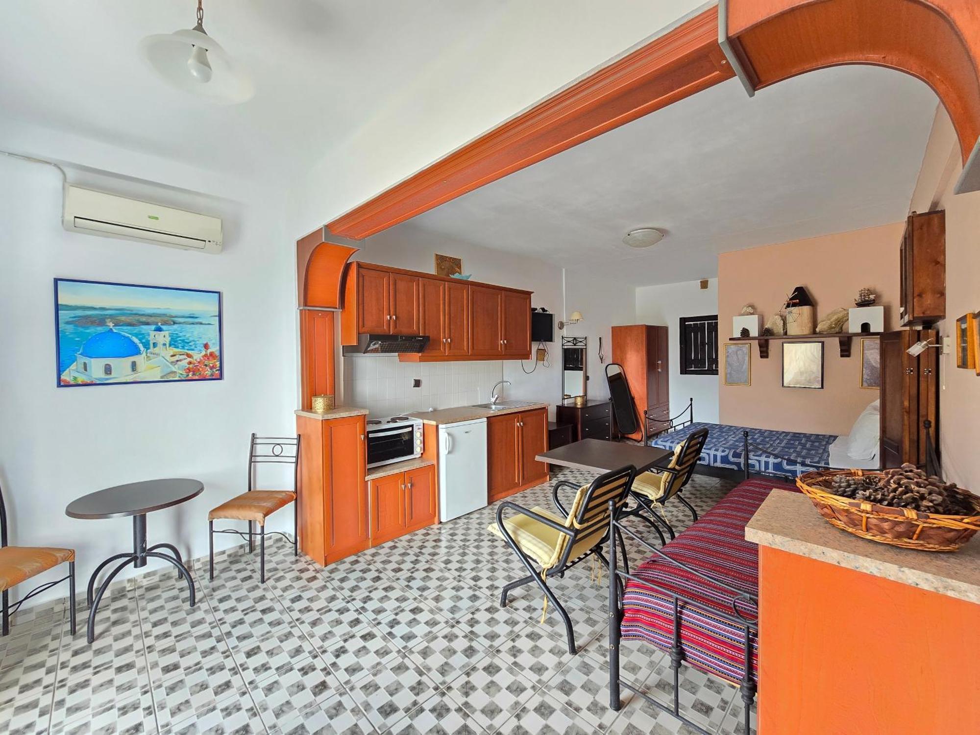 Aglaia Aparthotel *