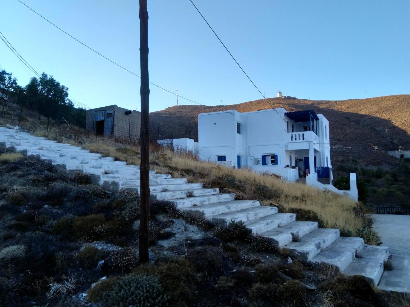 Anemoessa House
