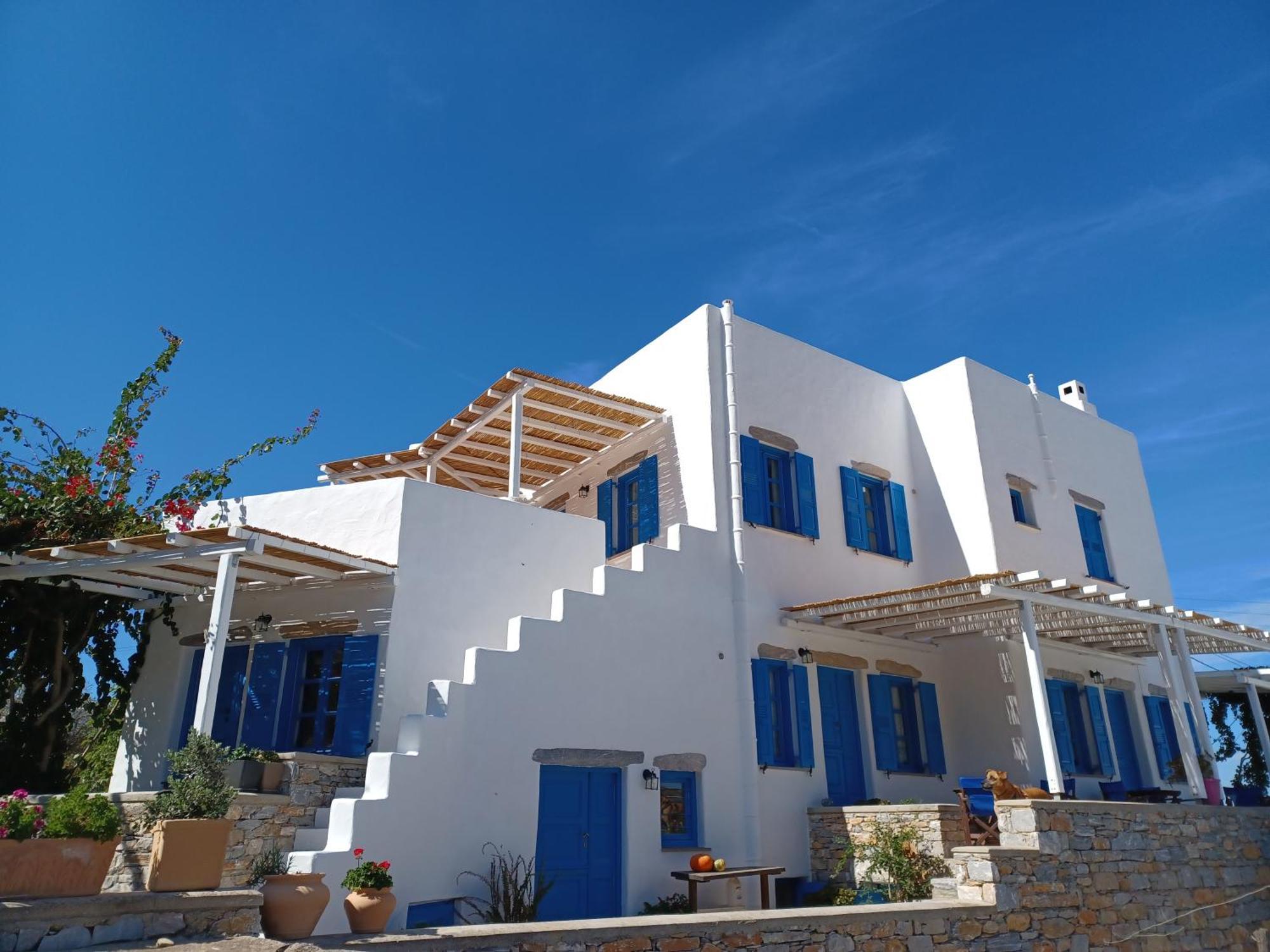 Vicky's Aparthotel Ormos Aigialis