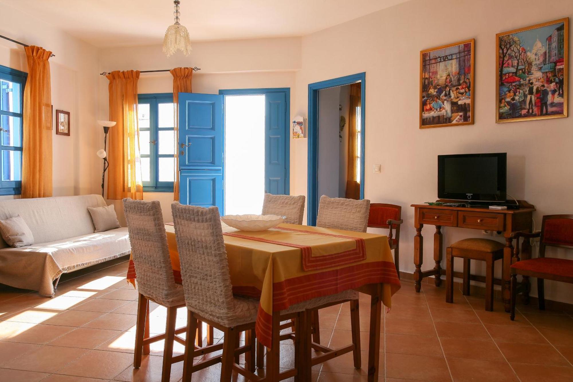 Vicky's Aparthotel Ormos Aigialis
