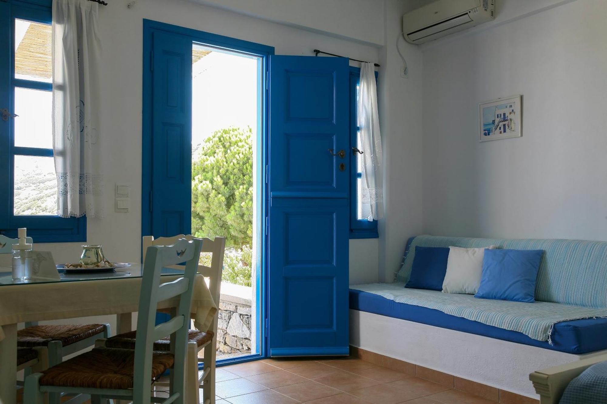 Vicky's Aparthotel Ormos Aigialis