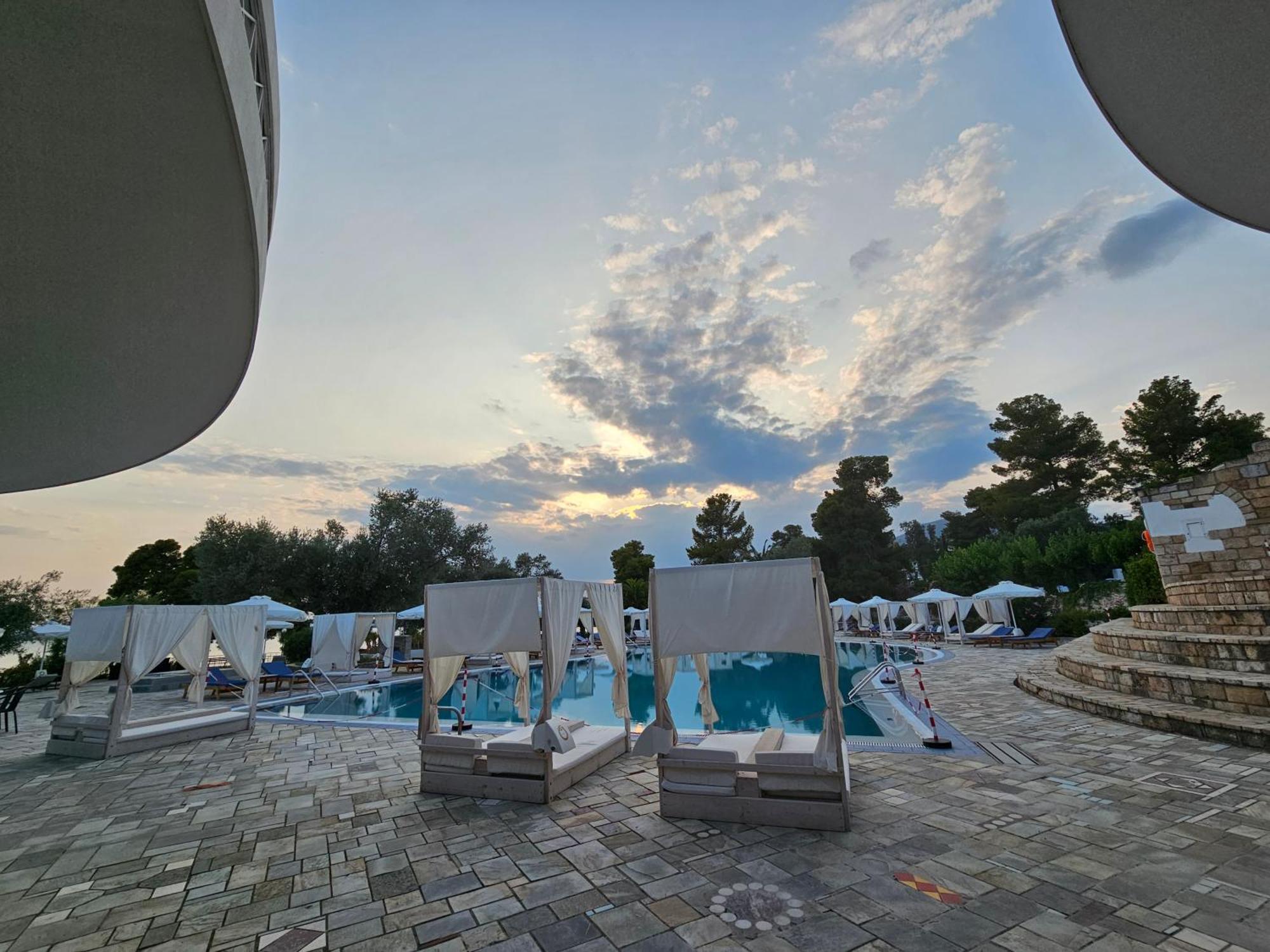 O Paradise And Hotel 5*