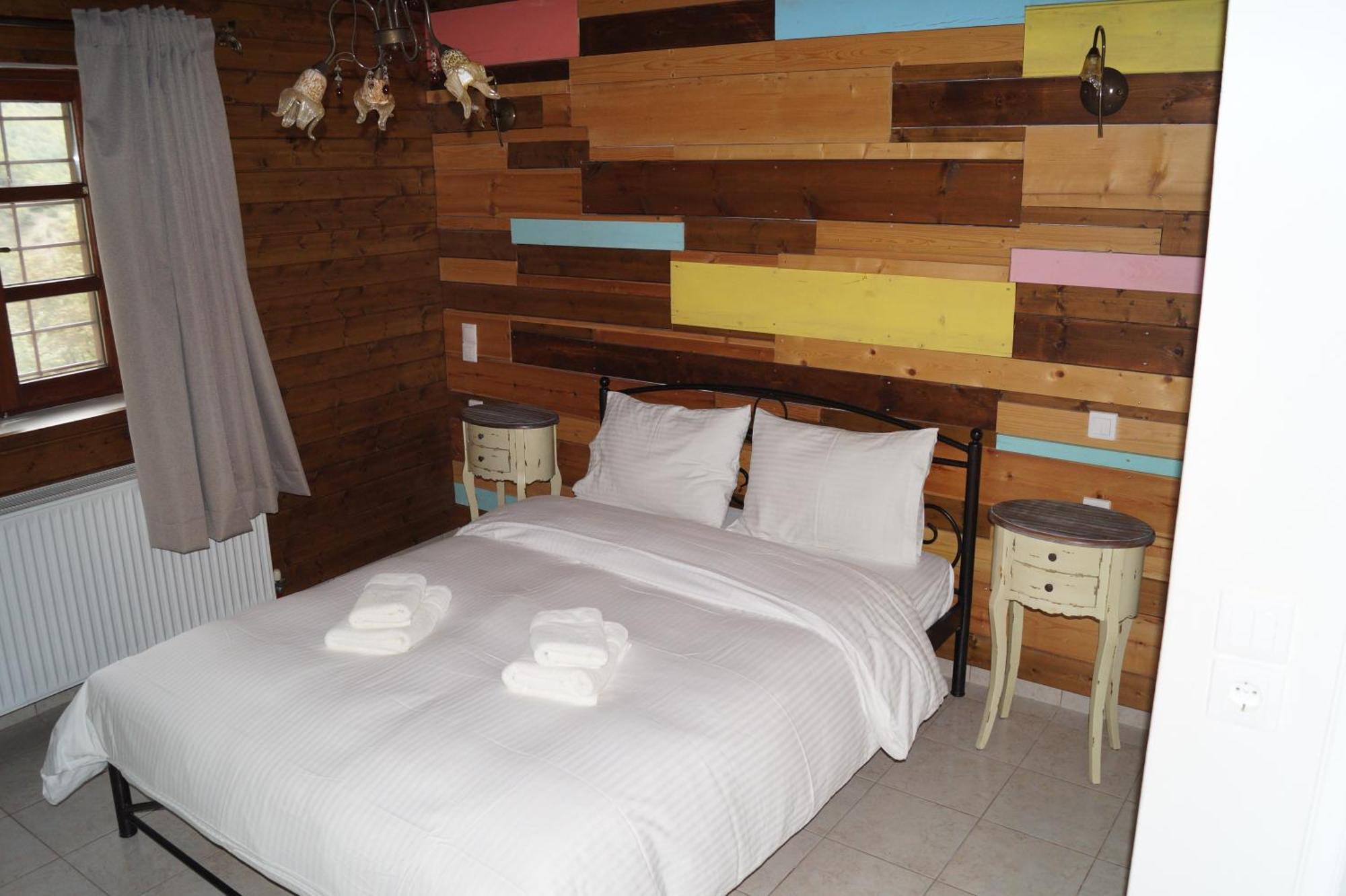 Hostel Ikojenia Traditional *