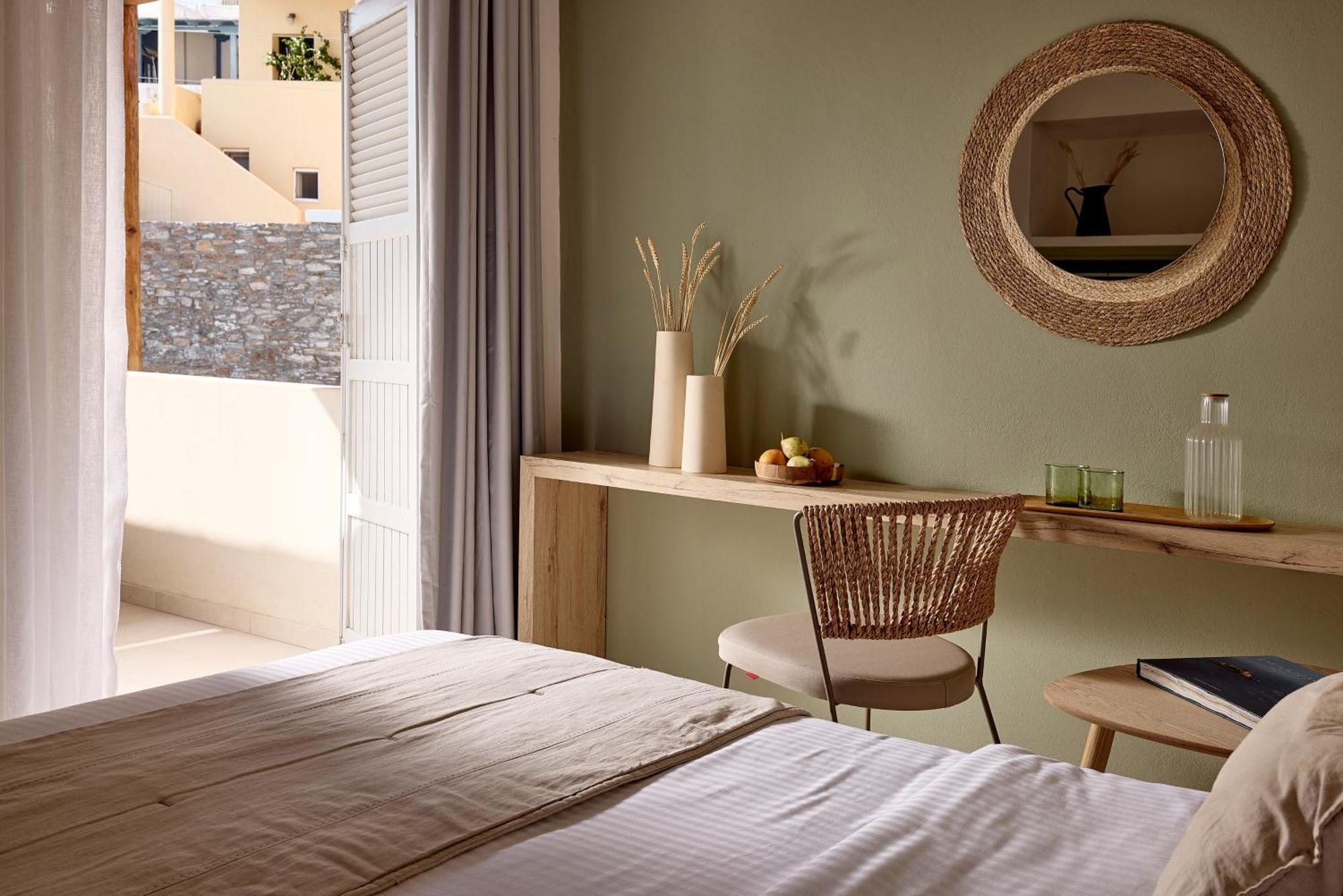 Kythnos Bay Hotel