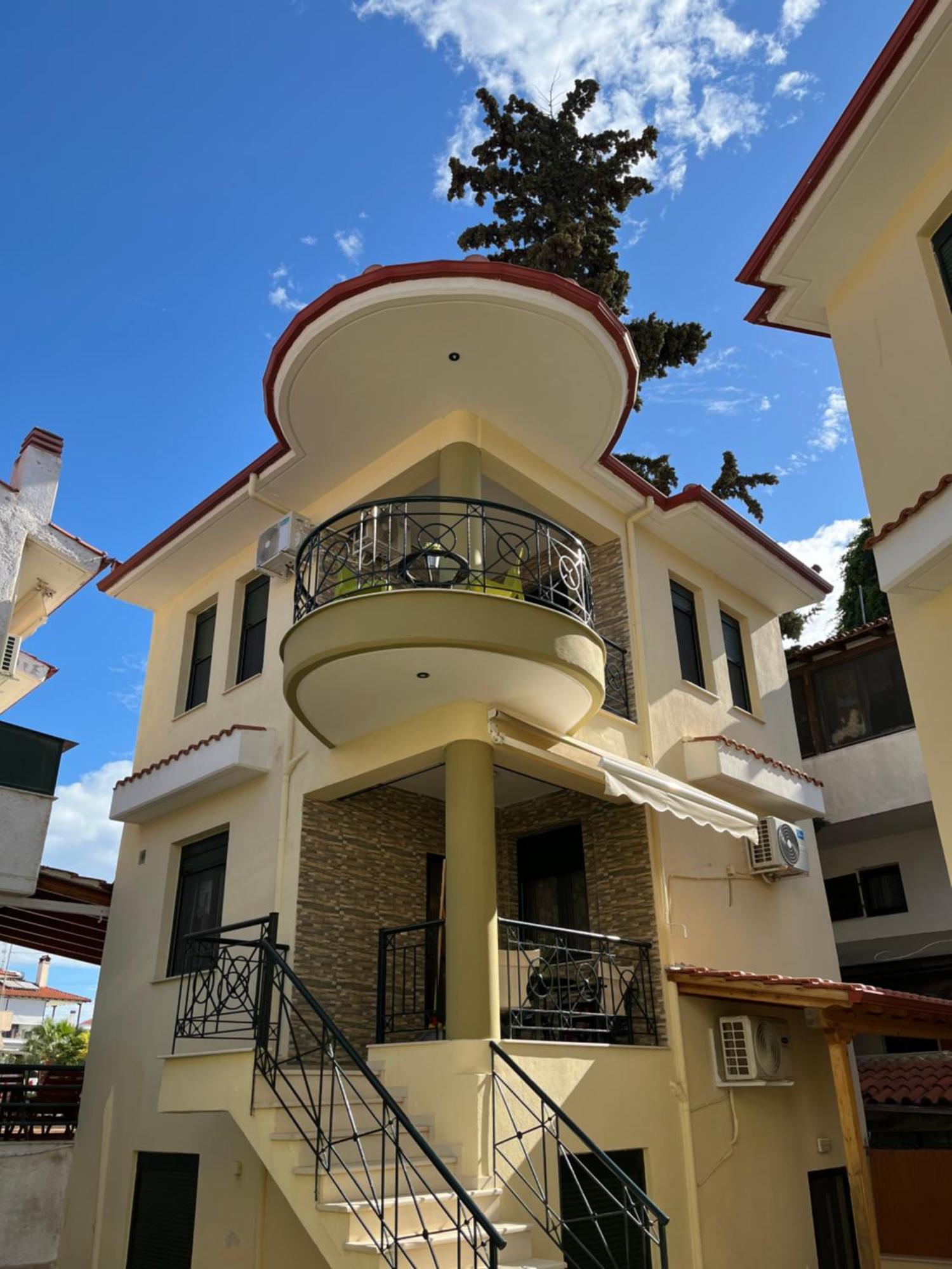 Andreas Maisonettes And Apartment