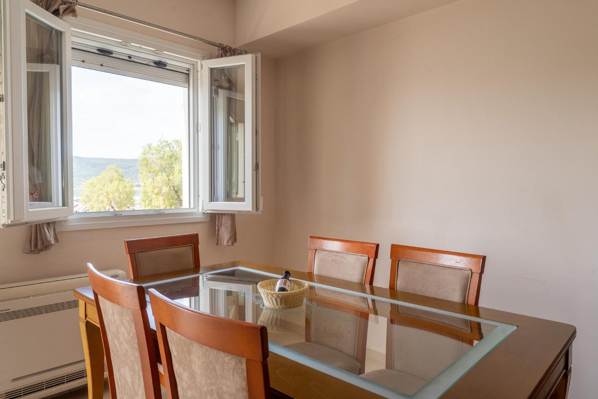 Palaiologou Panorama Apartment *