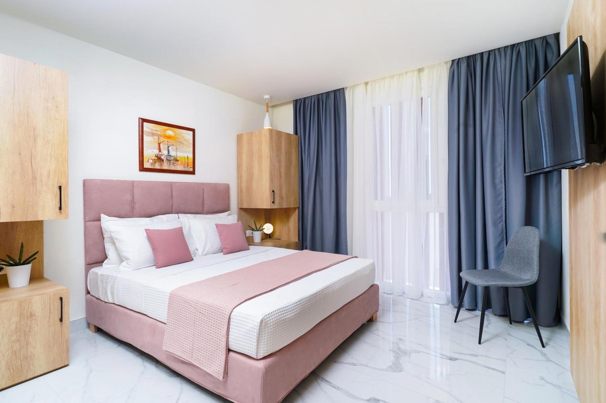 Aparthotel Astera