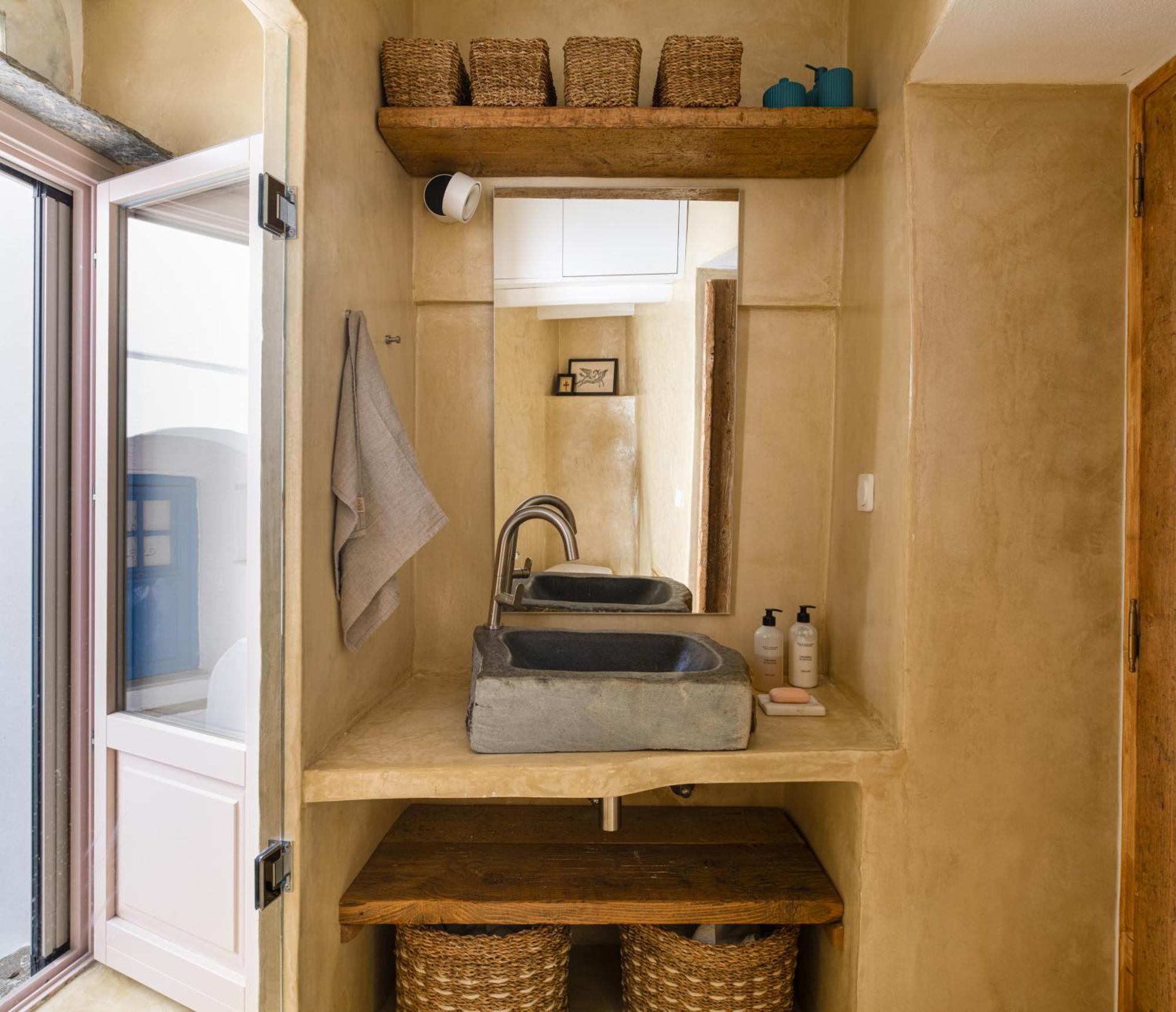 Holiday home Th_eros House