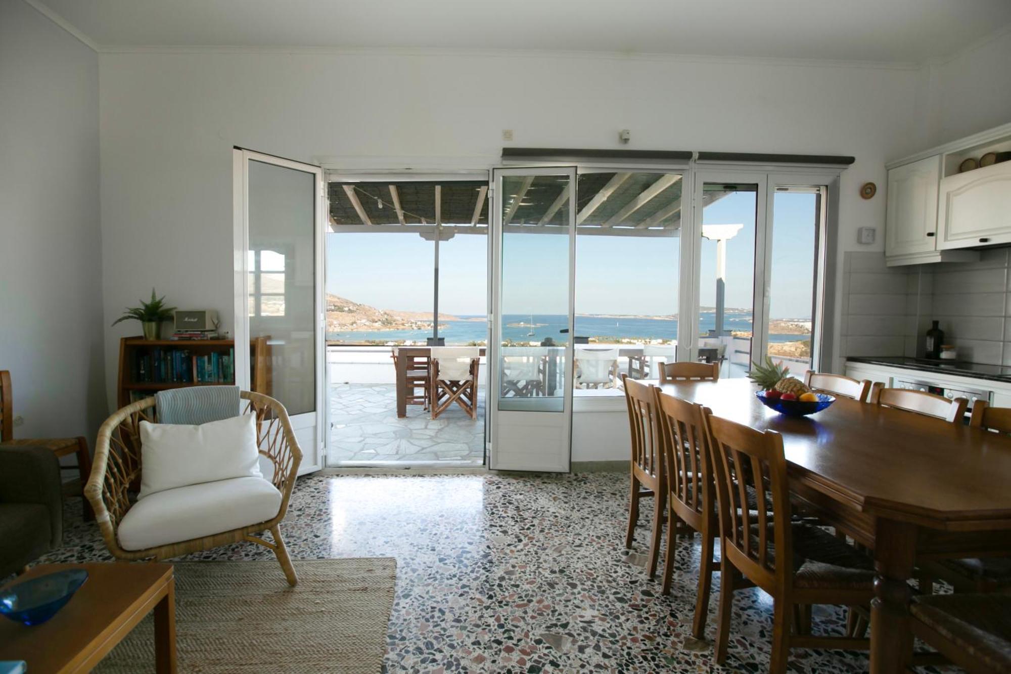 Avraam Naousa Villa Livadia (Paros)