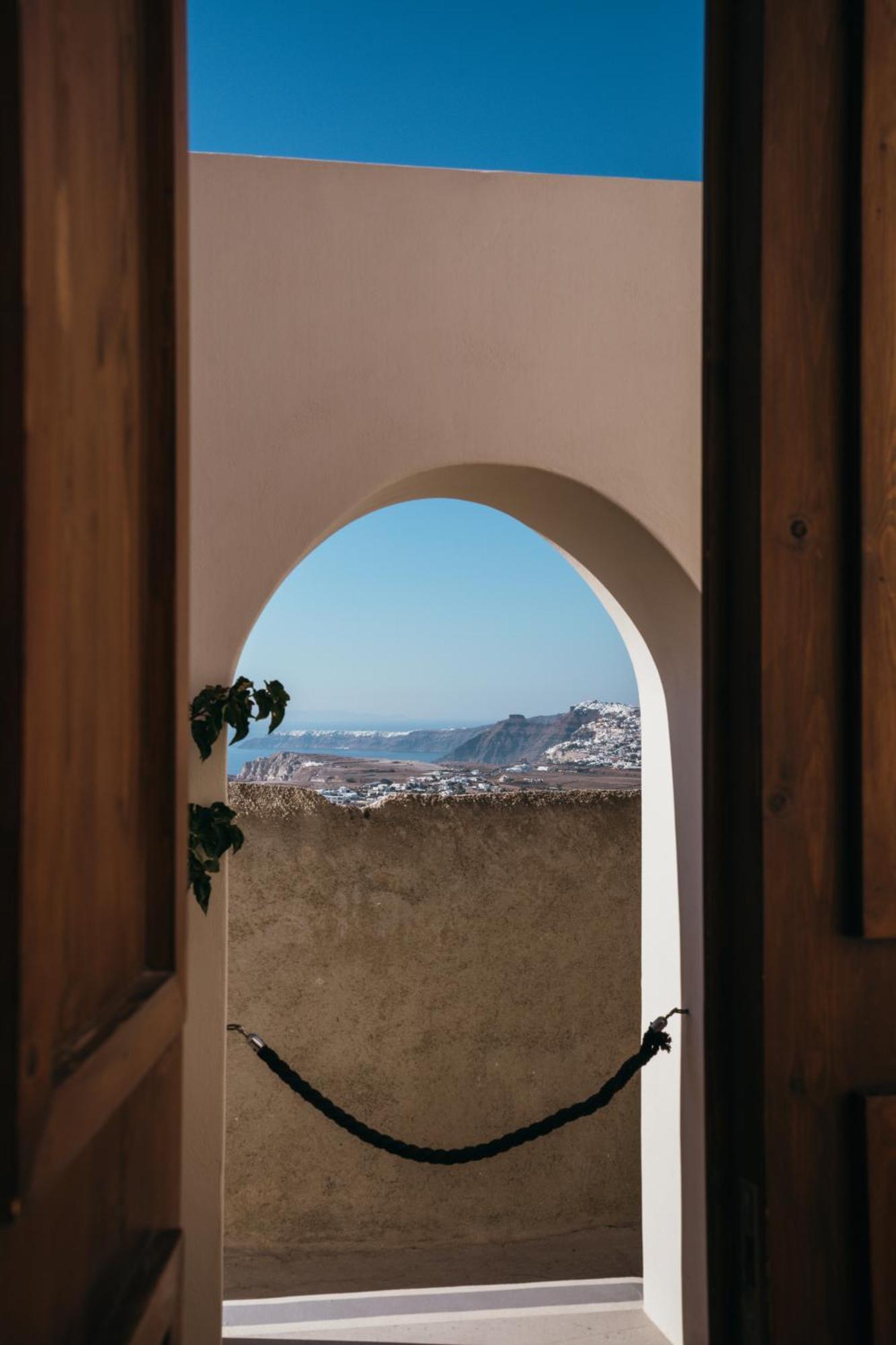 Aethra Vegan Caves * Pyrgos Kallistis