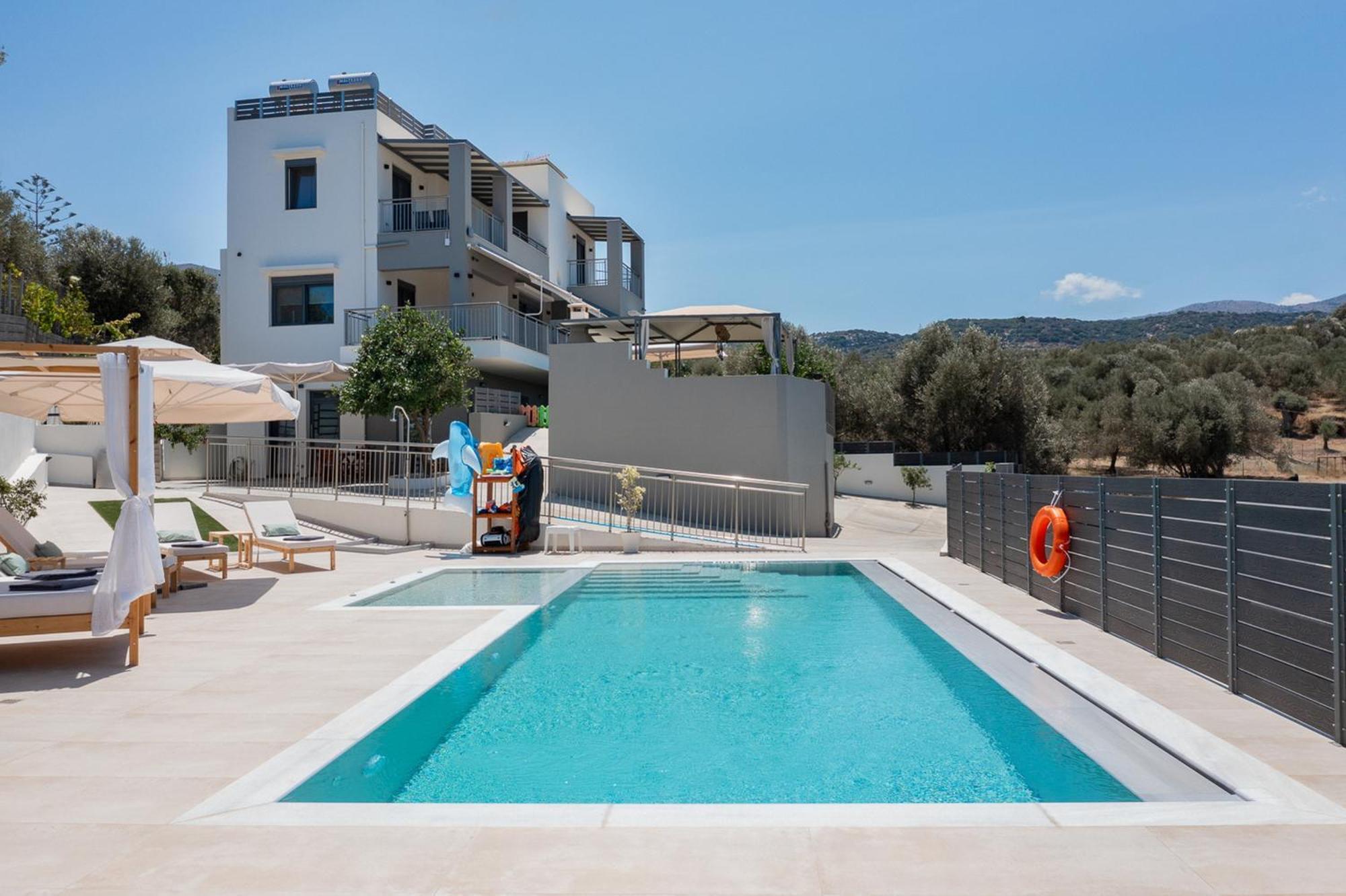 3a's Family Luxury Villa *