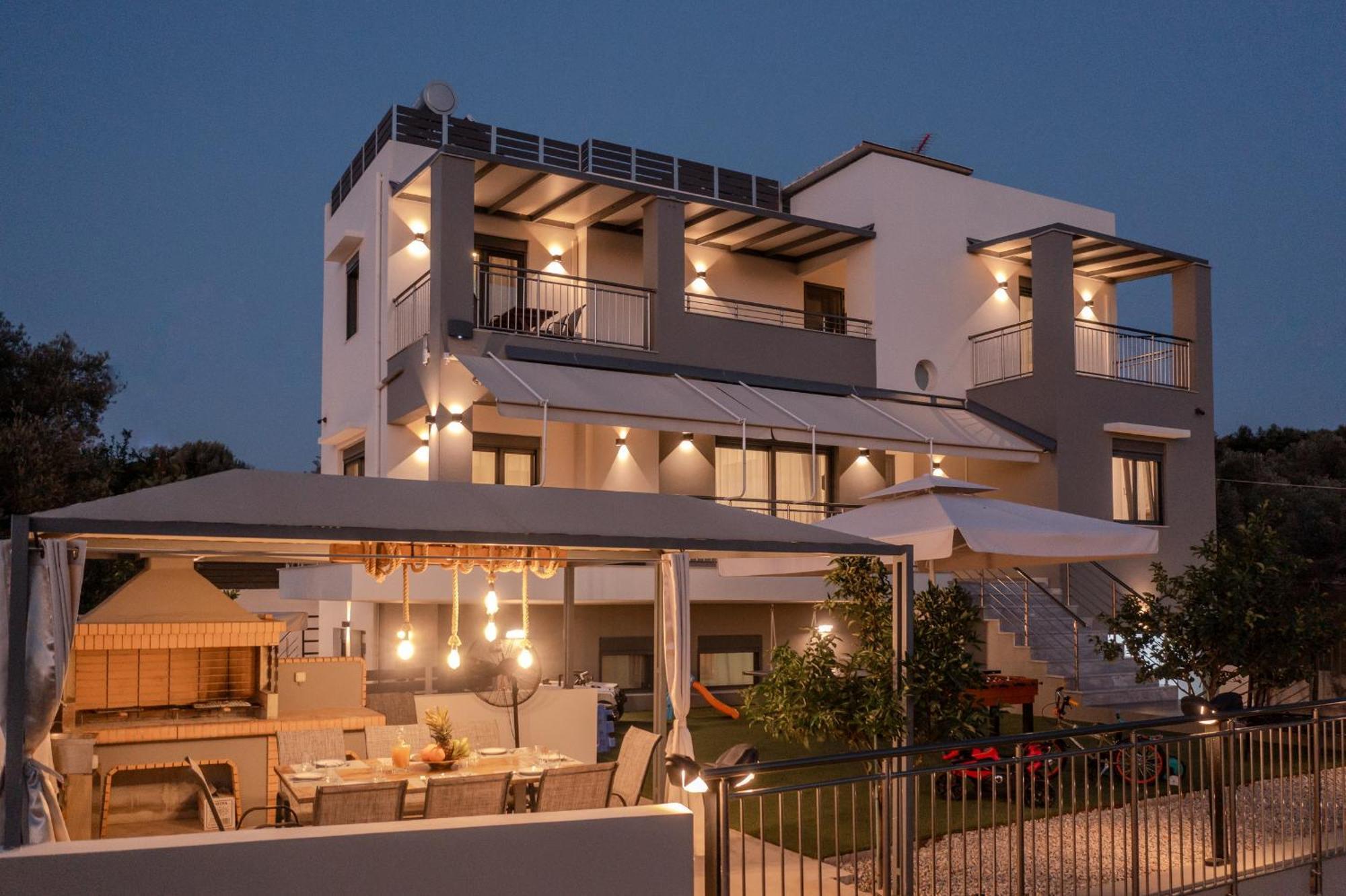 3a's Family Luxury *