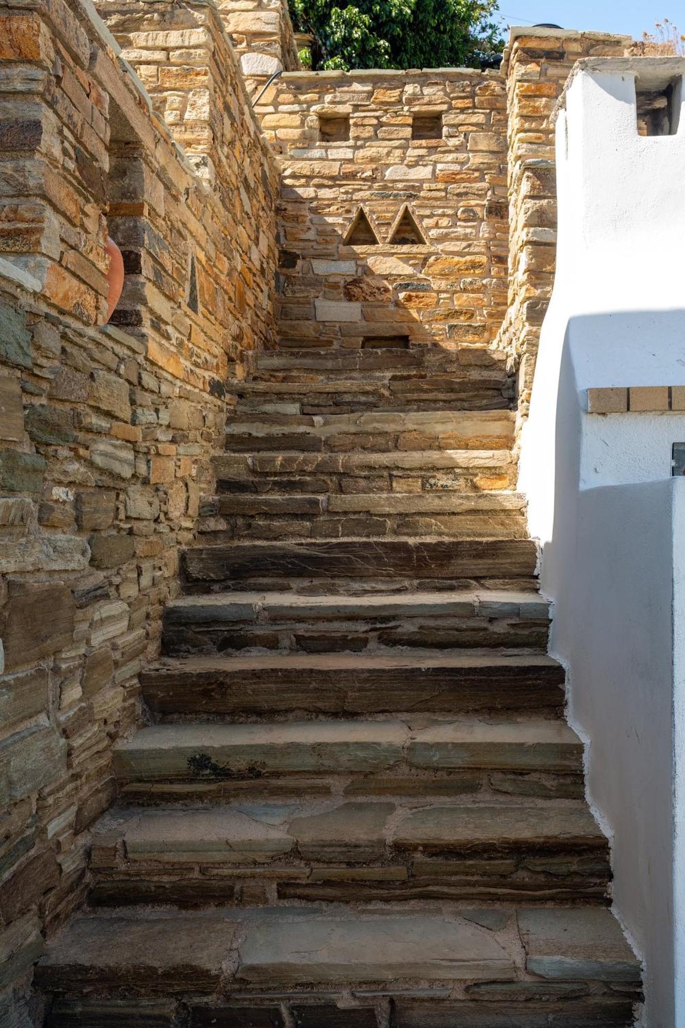 Andrea's Tinos House Holiday home *
