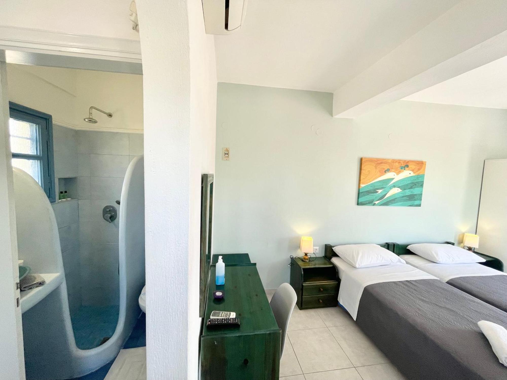 Asterias Mini Coastal Apartment