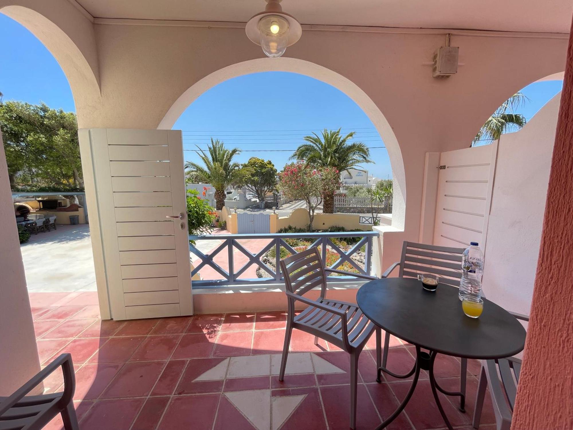 Asterias Mini Coastal Apartment