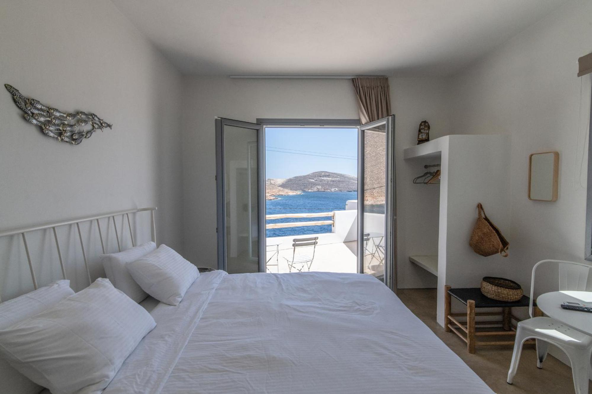 Art Beachfront Apartment *