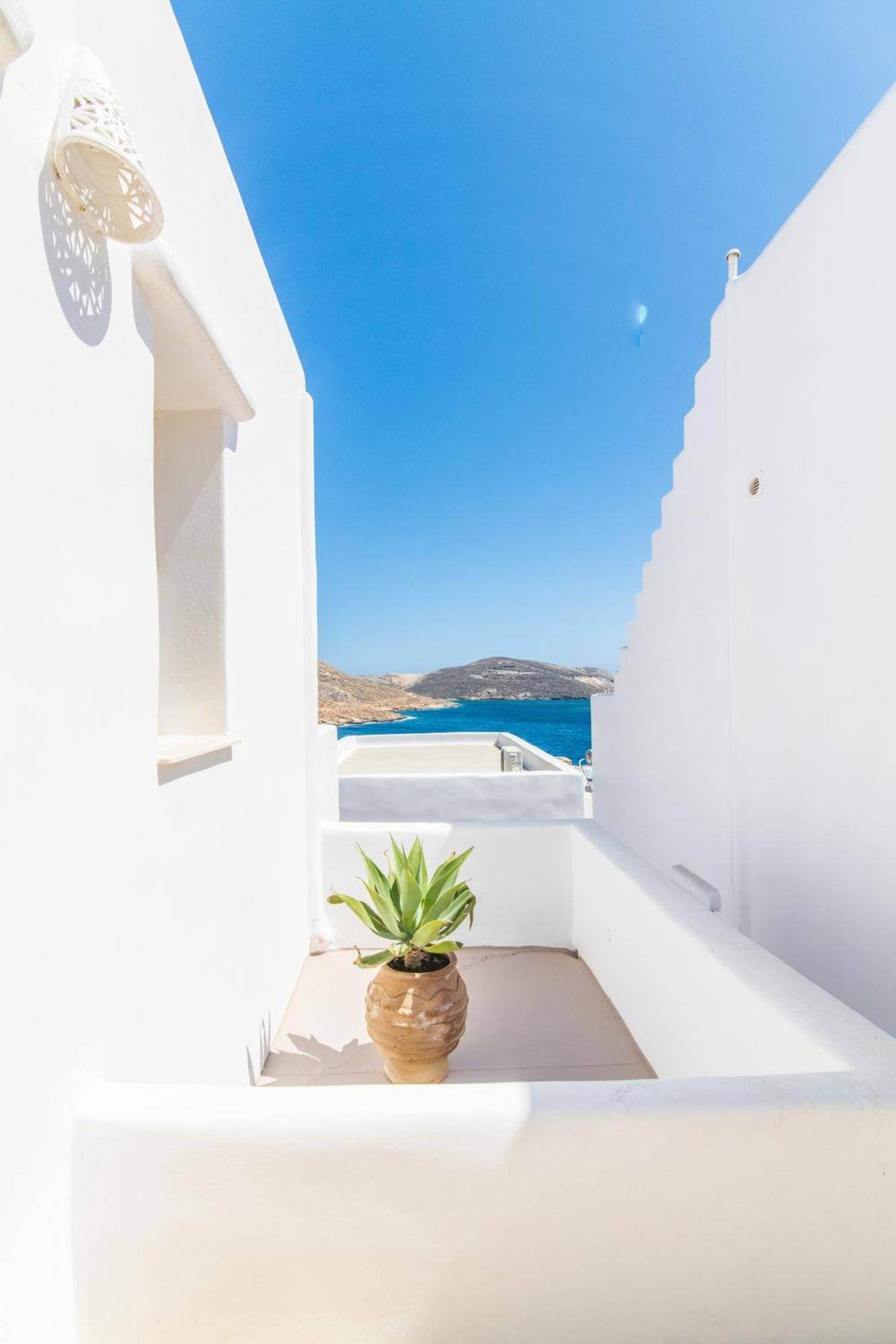 Art Beachfront Apartment *