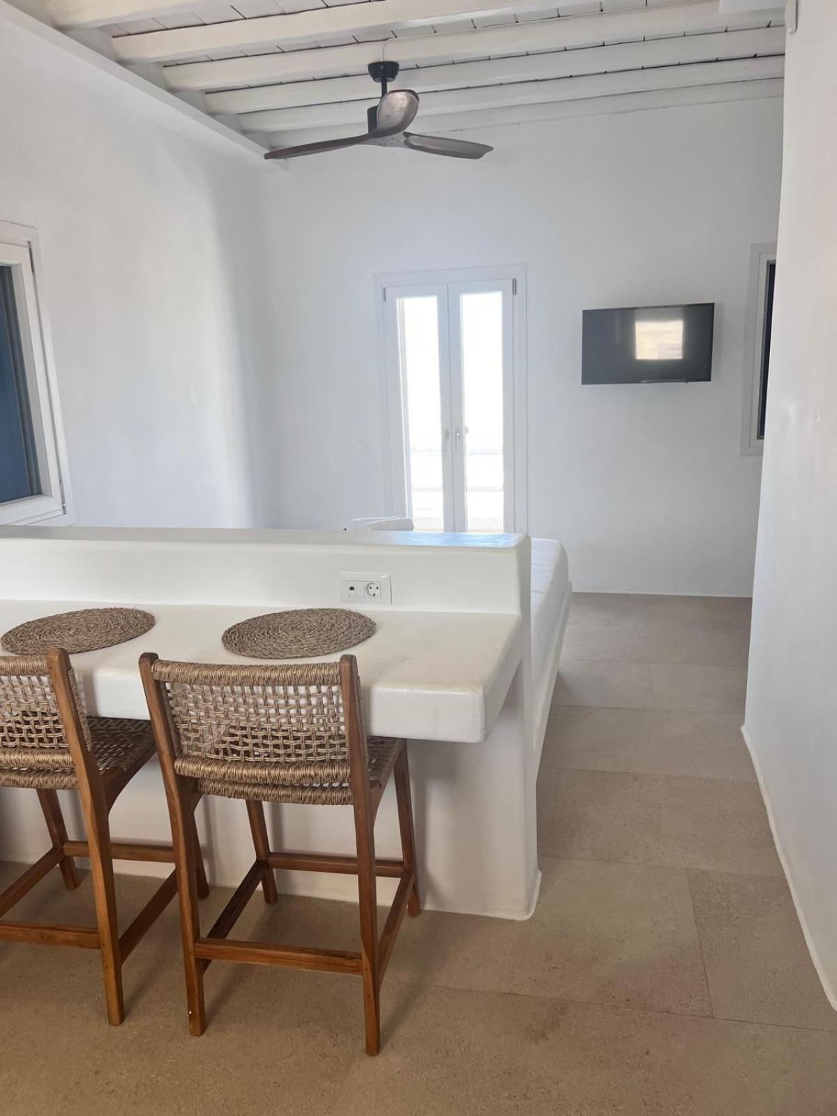 Villa Sunrise - Sea View Private Pools Mykonos Town