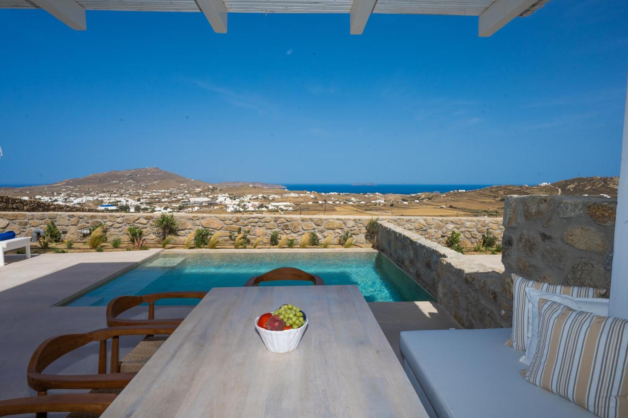 Villa Sunrise - Sea View Private Pools