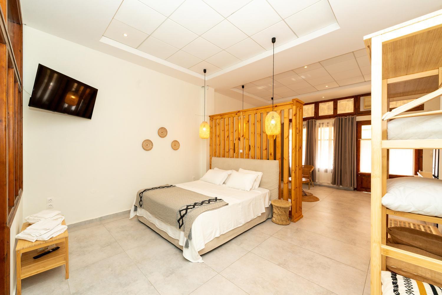Town Cozy Escape Inn *