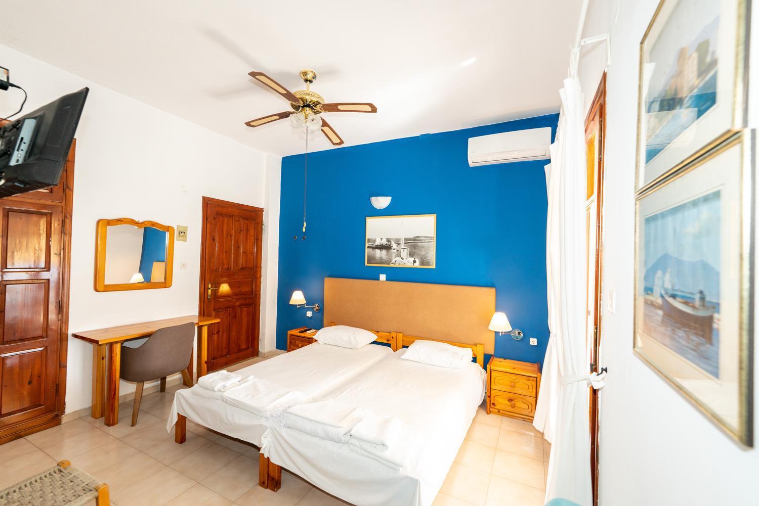 Inn Town Cozy Escape *