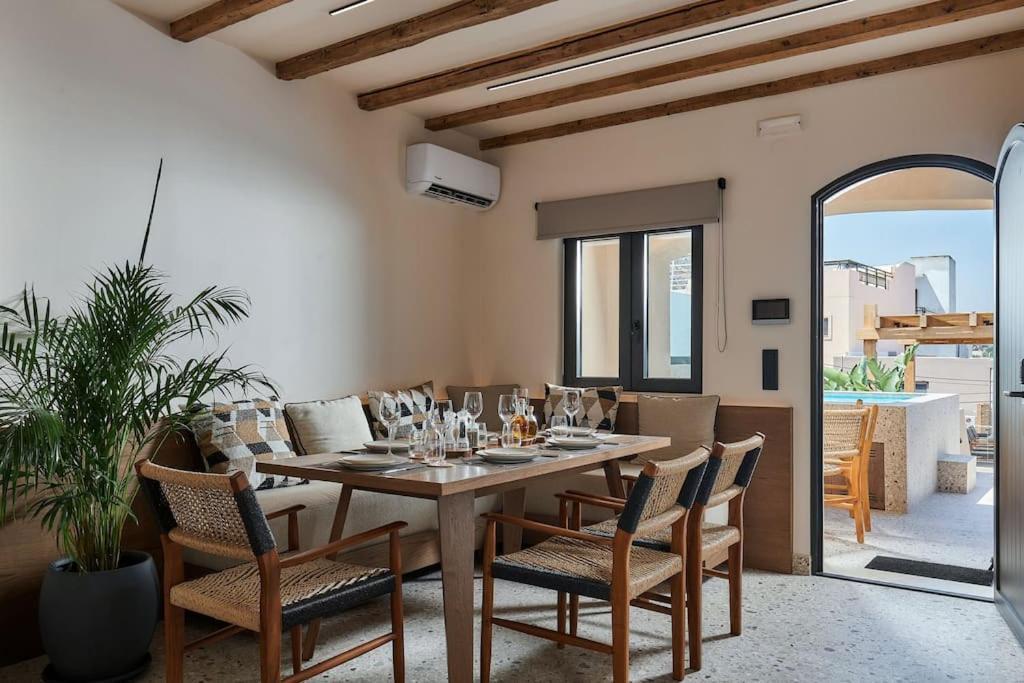 Apartment Kaptara Premium Upper Level Unit With Plunge Pool-part Of Kaptara Complex *